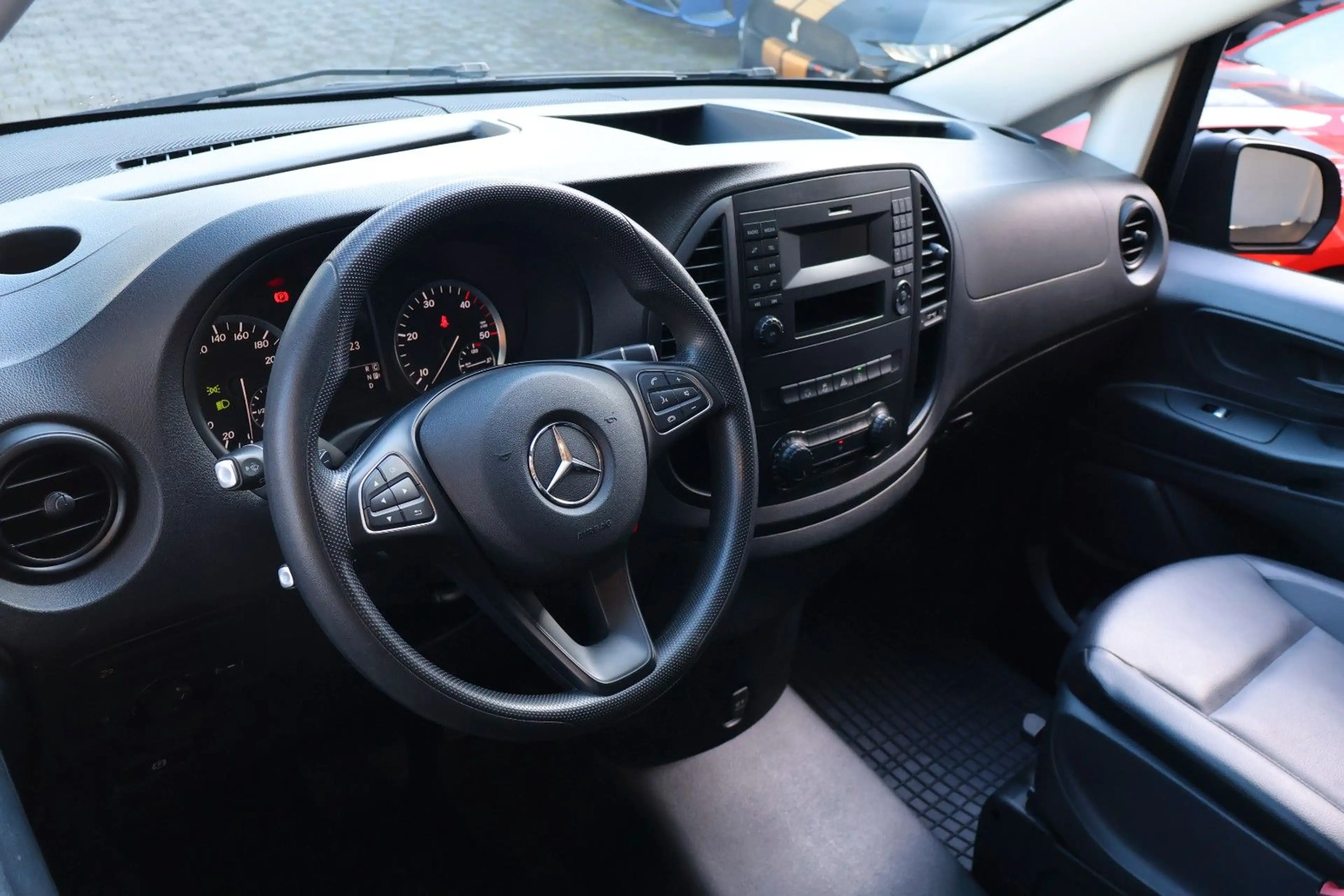 Mercedes-Benz Vito Tourer 114 CDI 4MATIC extralang — photo 15