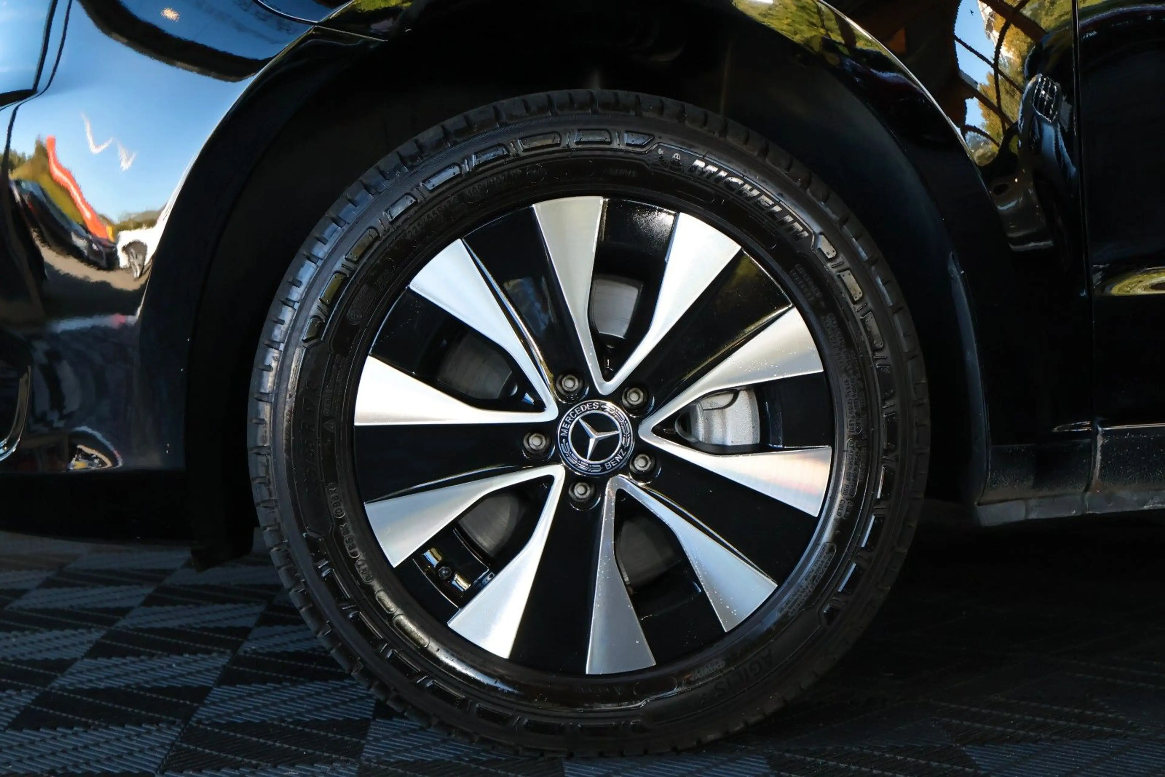 Mercedes-Benz Vito Tourer 114 CDI 4MATIC extralang — photo 3