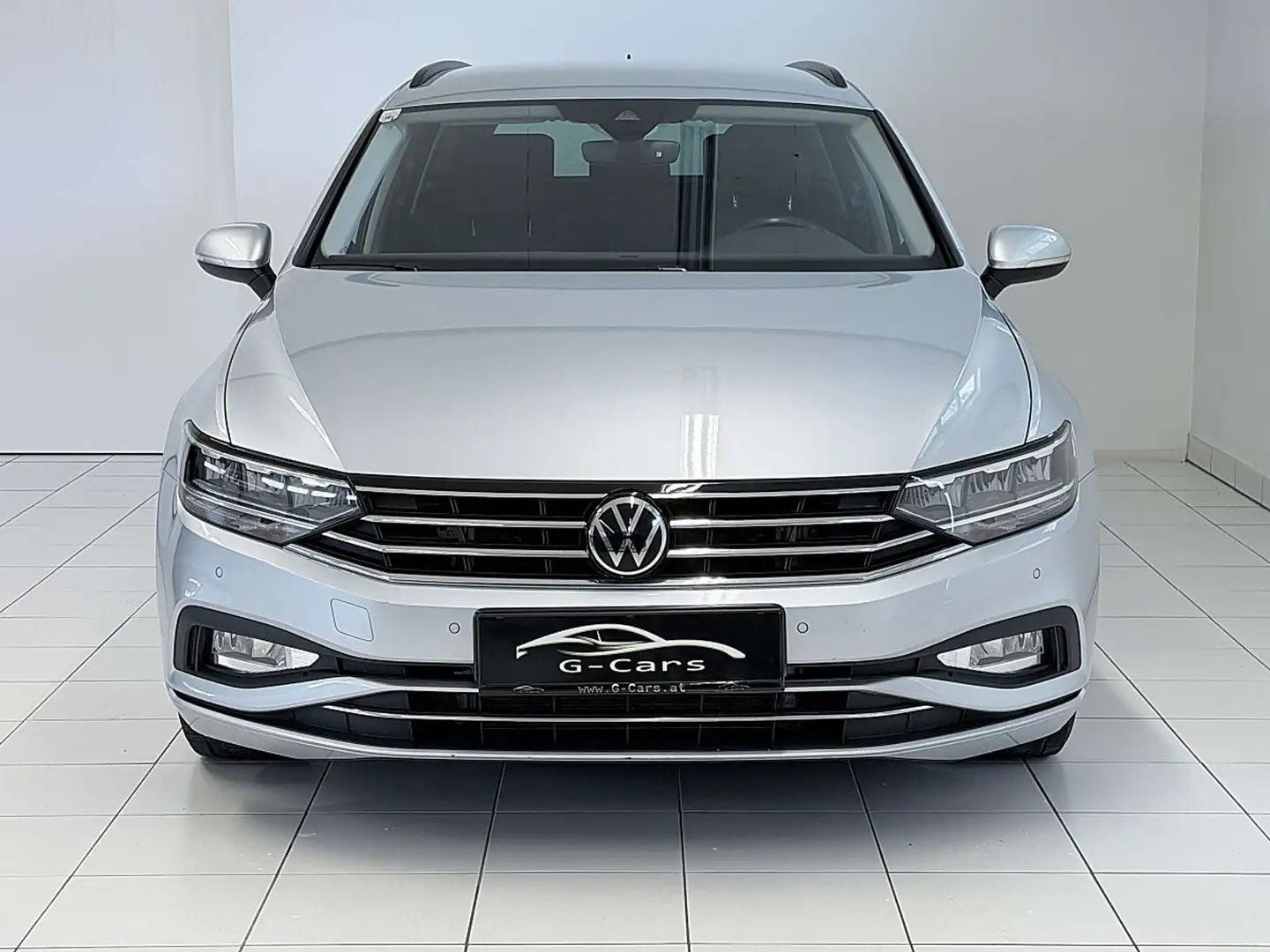 Volkswagen Passat Variant Business 2,0 SCR TDI DSG *1.Besitz*ACC*AHK*MwSt... Grau - 2