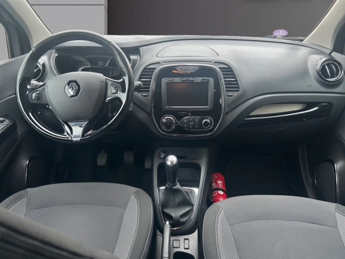 Renault Captur Captur TCe 90 Energy S\u0026amp;S eco2 Zen Grau - 2