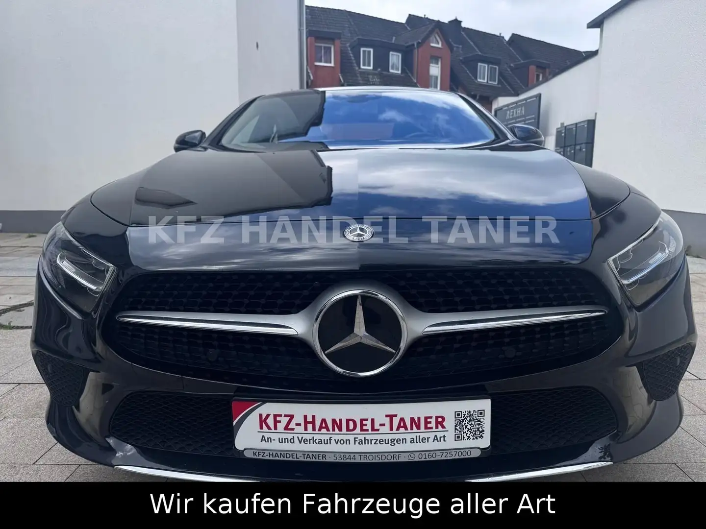 Mercedes-Benz CLS 300 d Burmester/Kamera/Massage Černá - 2