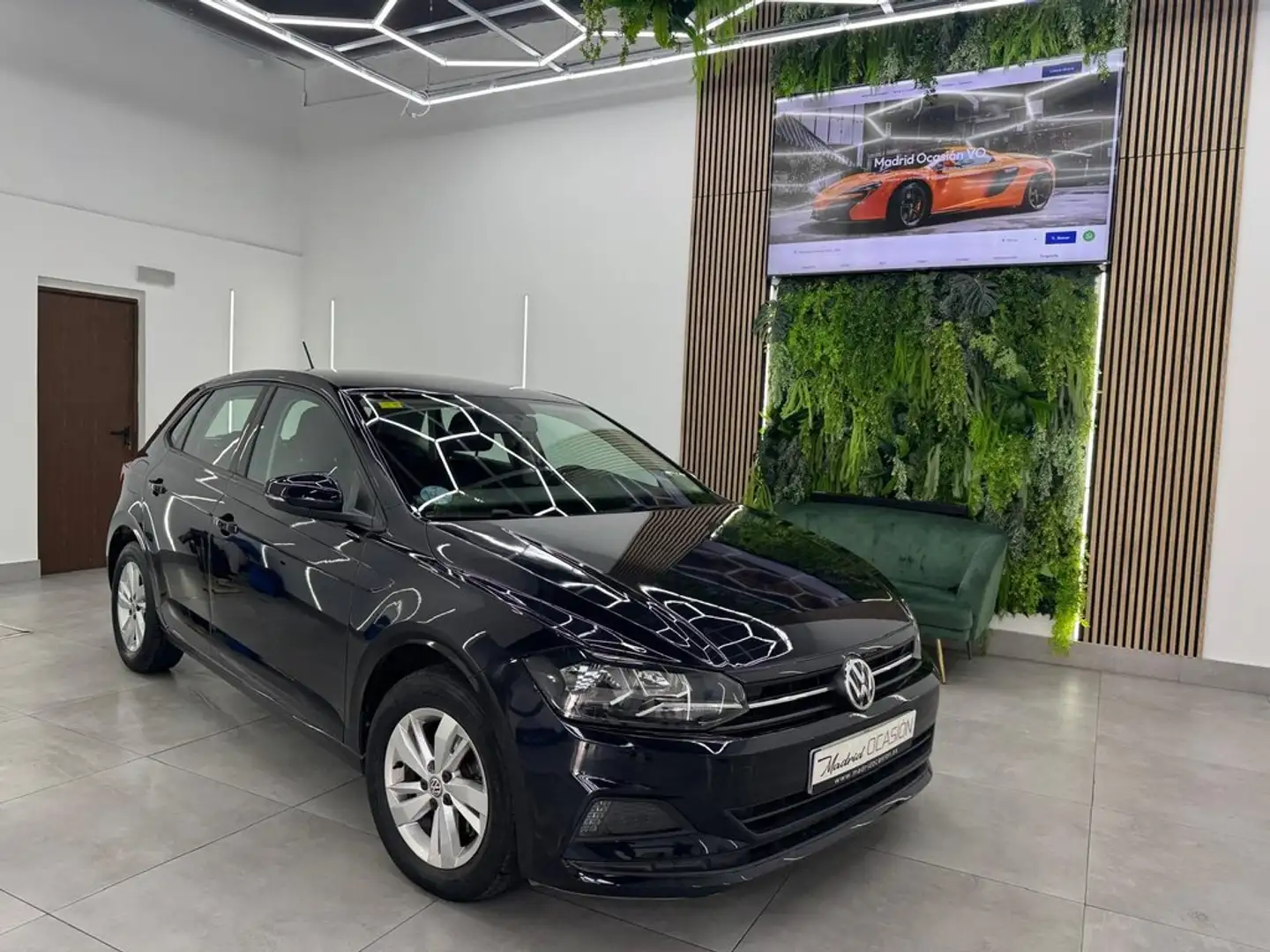 Volkswagen Polo Advance 1.6 TDI 70kW (95CV) Schwarz - 1