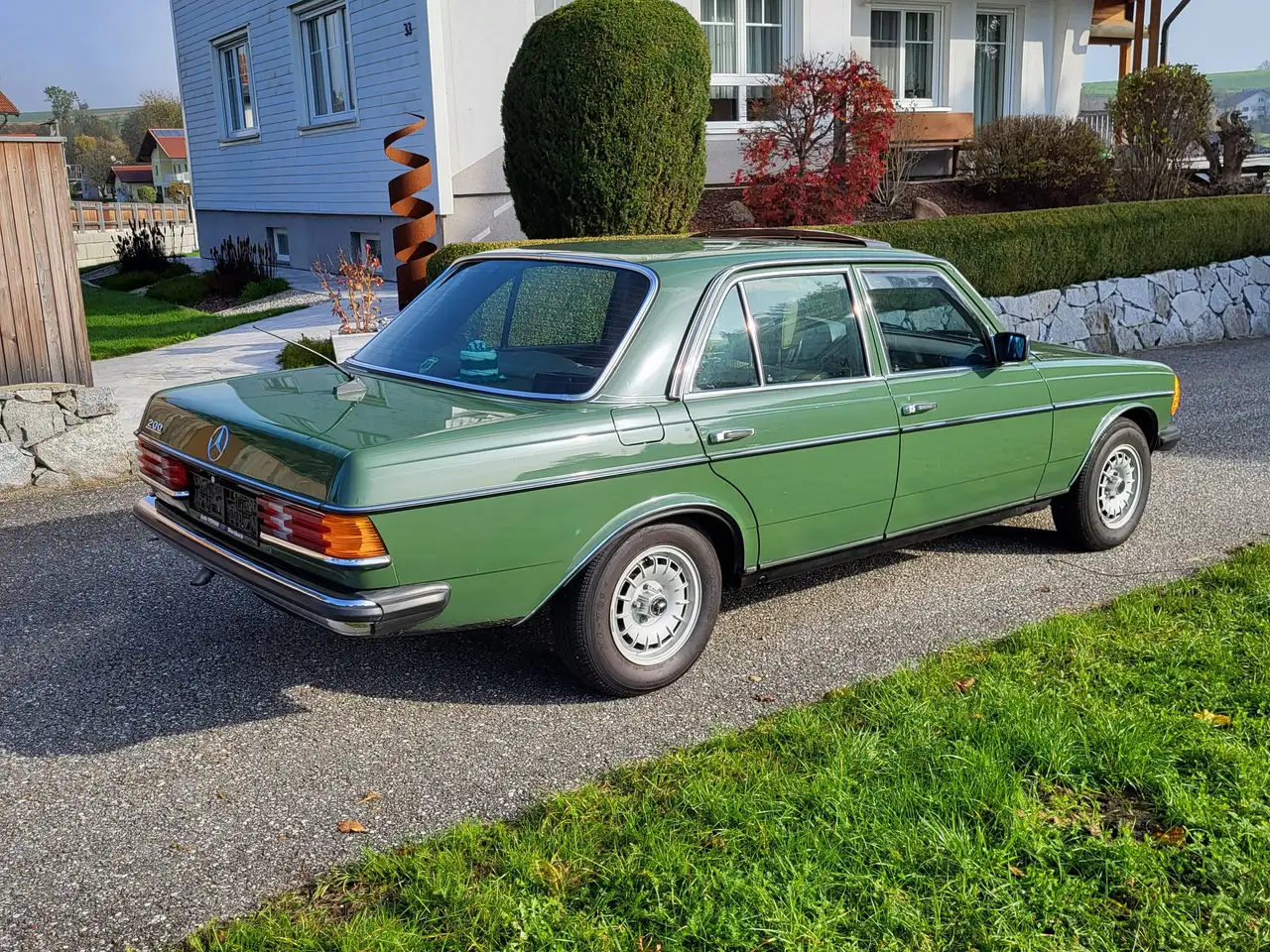 Mercedes-Benz 200 W123, foto 4