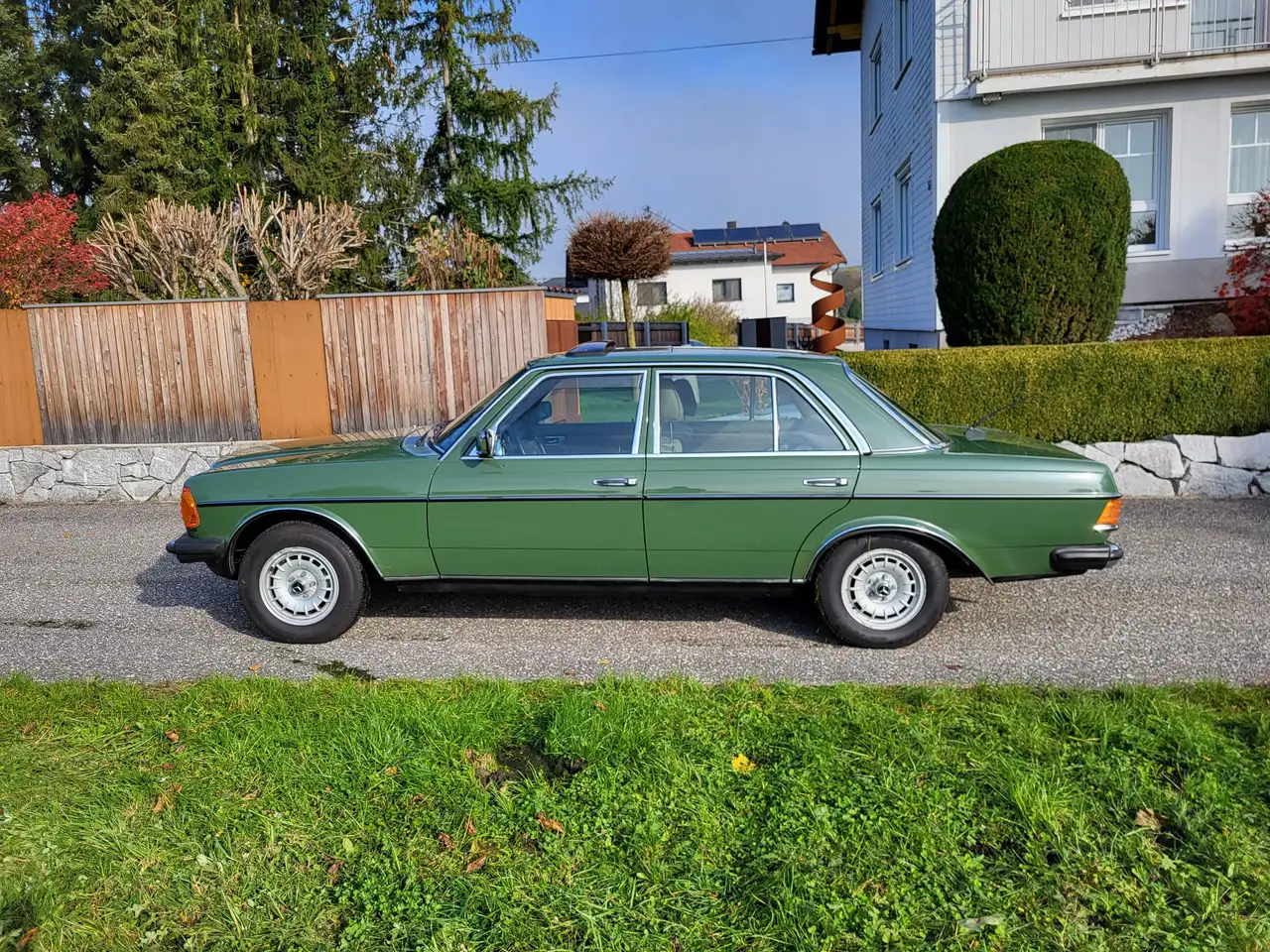 Mercedes-Benz 200 W123, foto 6