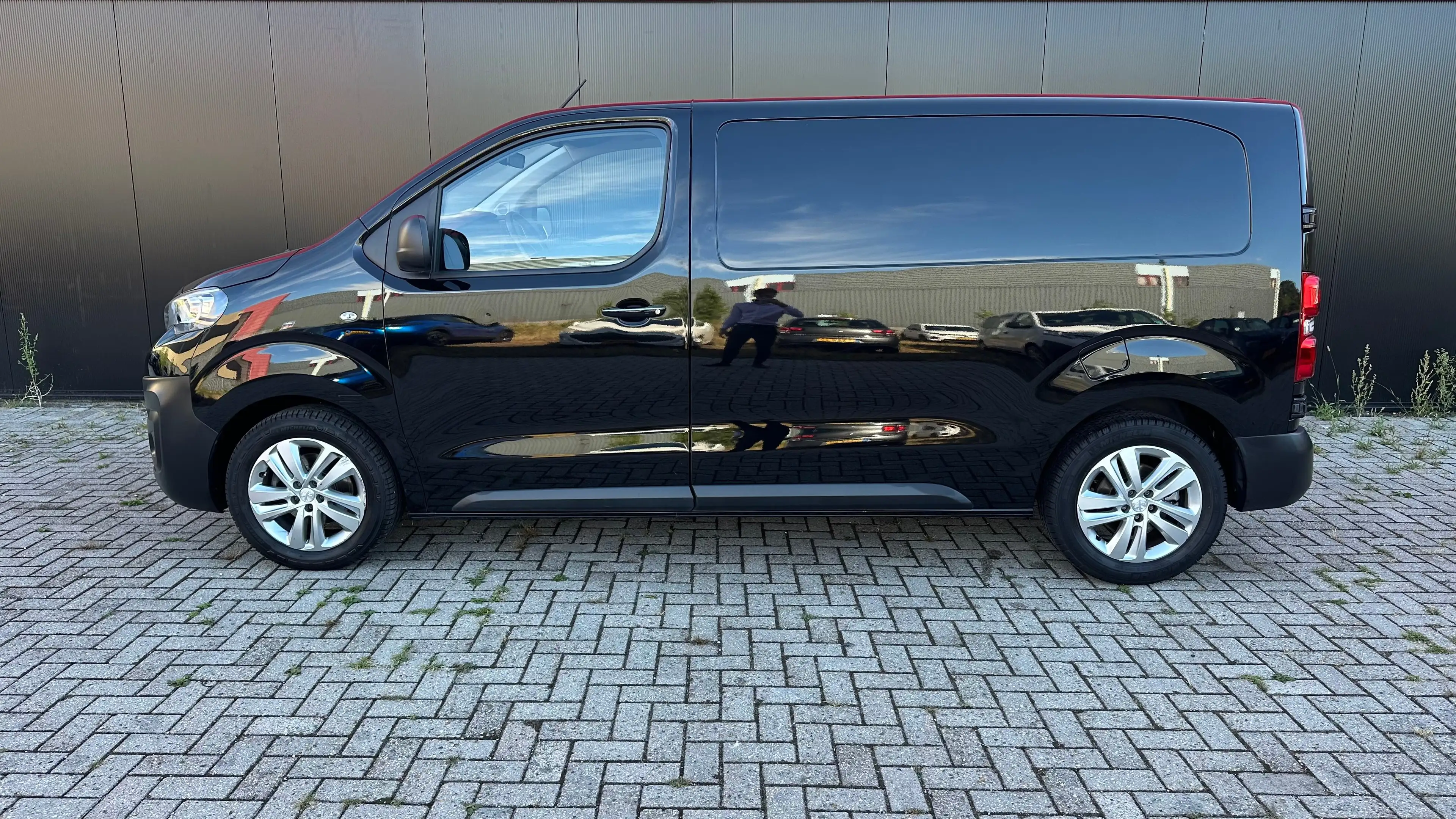 Peugeot Expert 2.0 BlueHDI 180 S&S L2 | Apple Carplay / Android A — photo 10