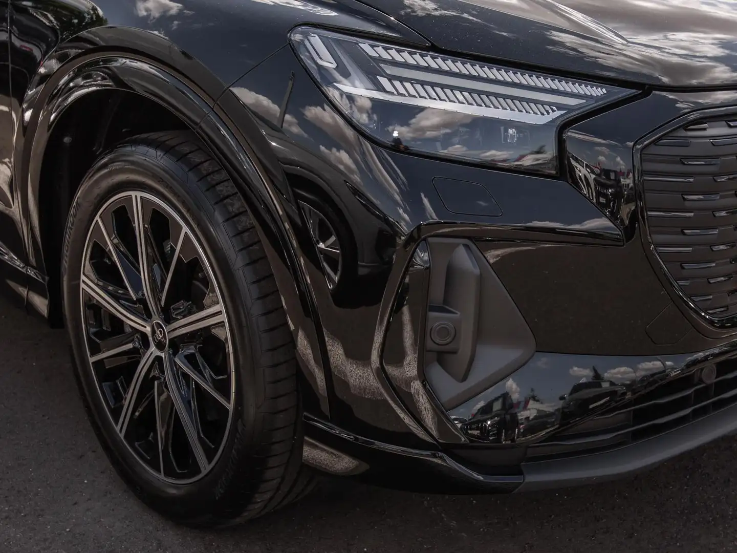 Audi Q4 e-tron Sportback 45 e-tron qu.S-line,Matrix,Navi Pro,AZV, Noir - 2