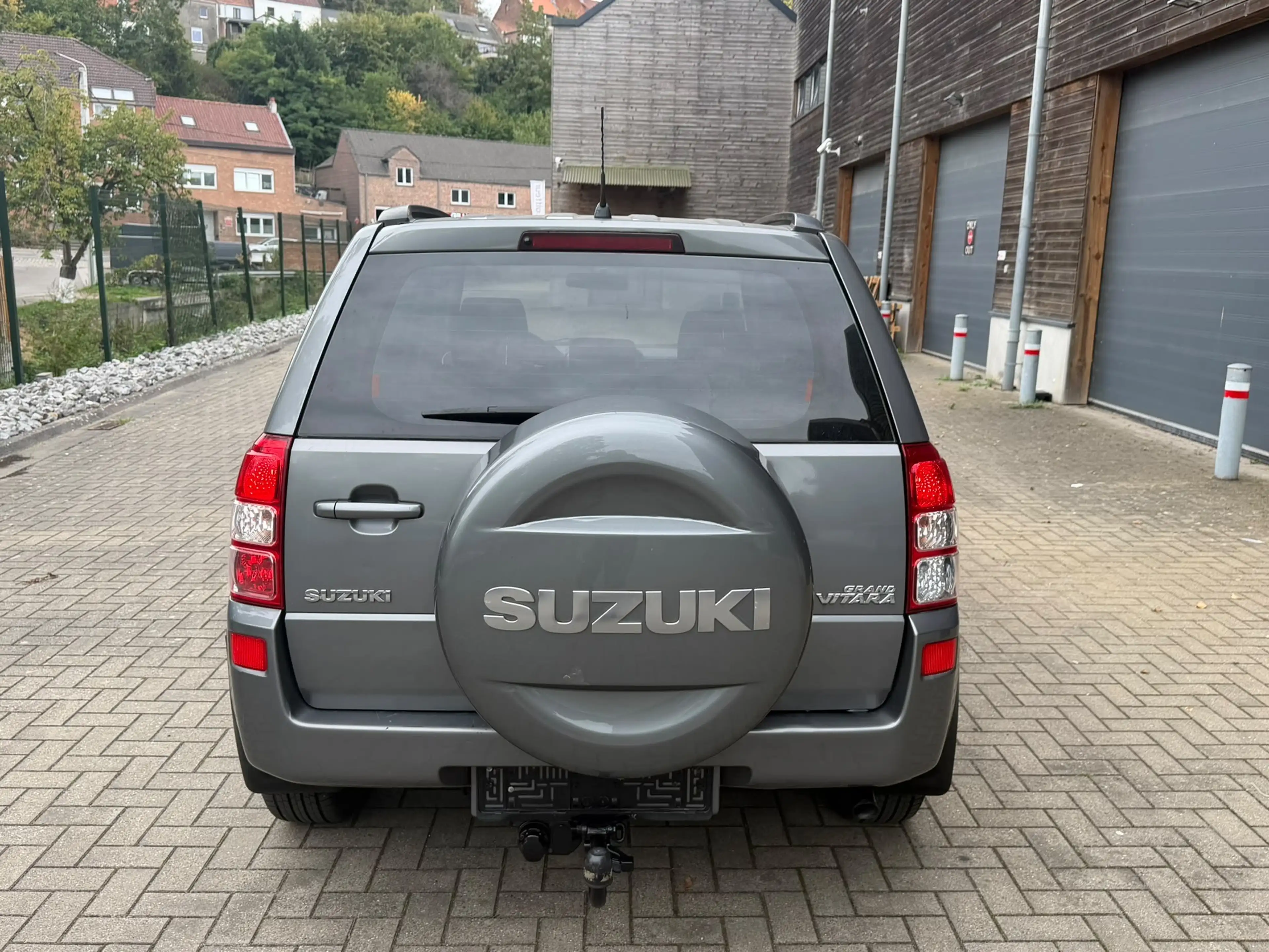 Suzuki Grand Vitara 2.0i JLX Avec CONTROL — photo 7