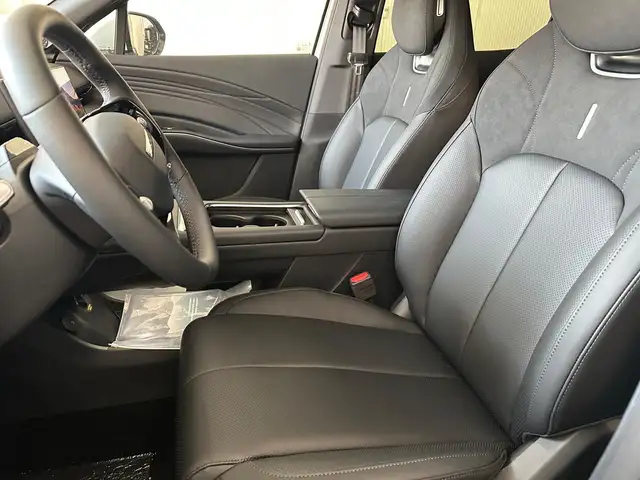 Omoda 7 view 12