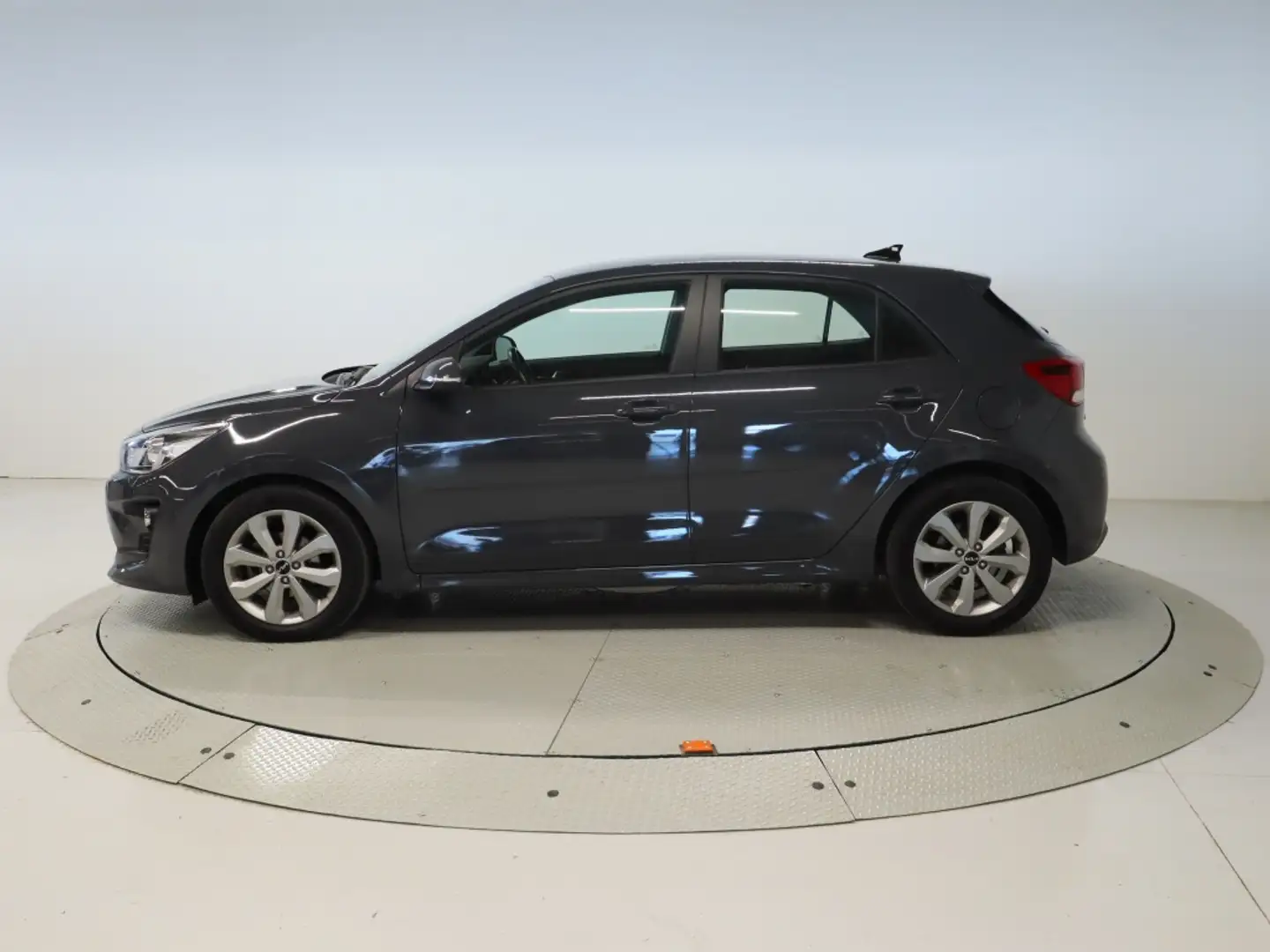 Kia Rio 1.2 DPi Drive 84 Gris - 2