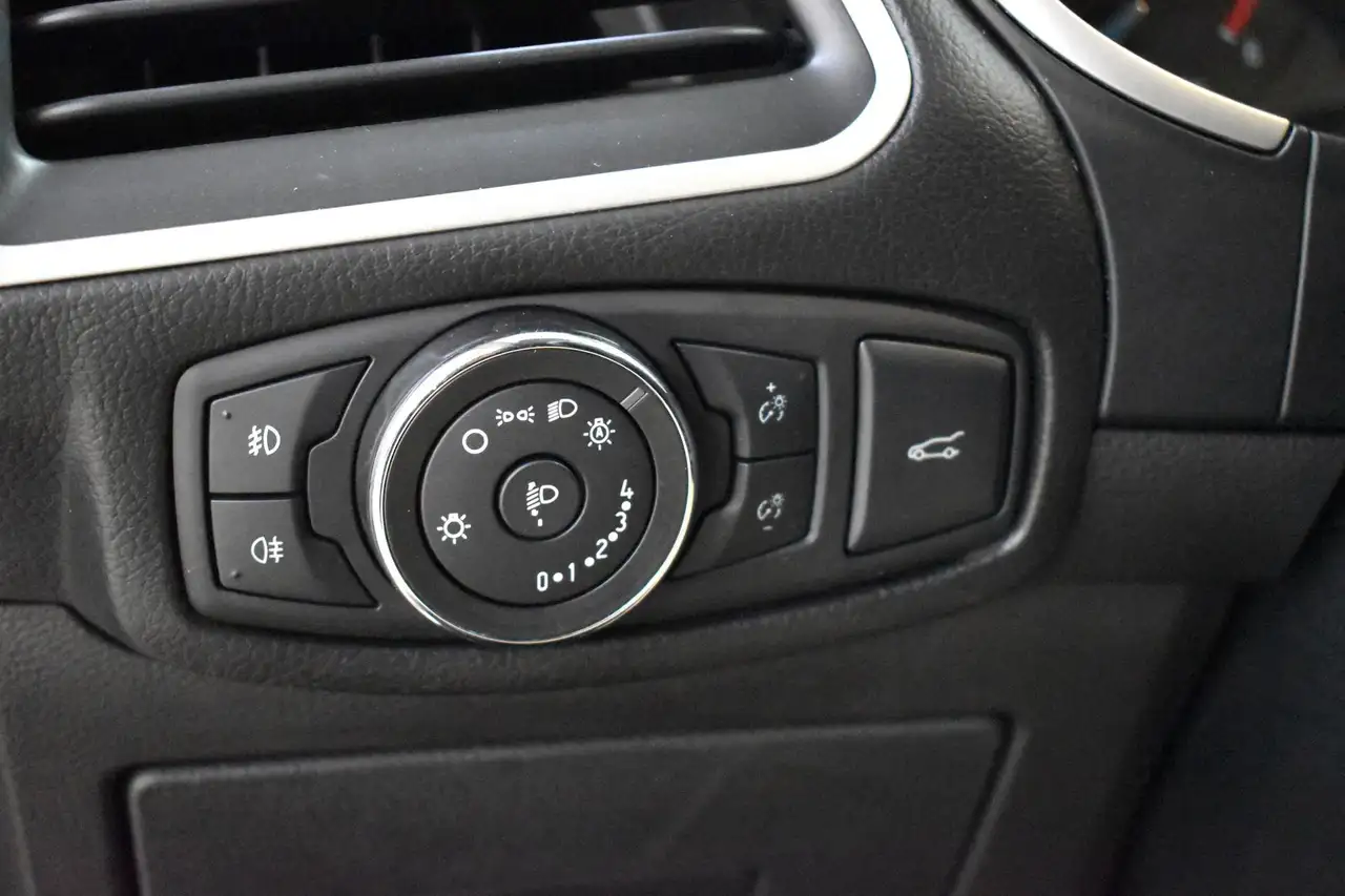 Ford Edge 2.0 TDCi — photo 13 sur 15