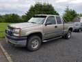 Chevrolet Silverado 2500 Beige - thumbnail 2
