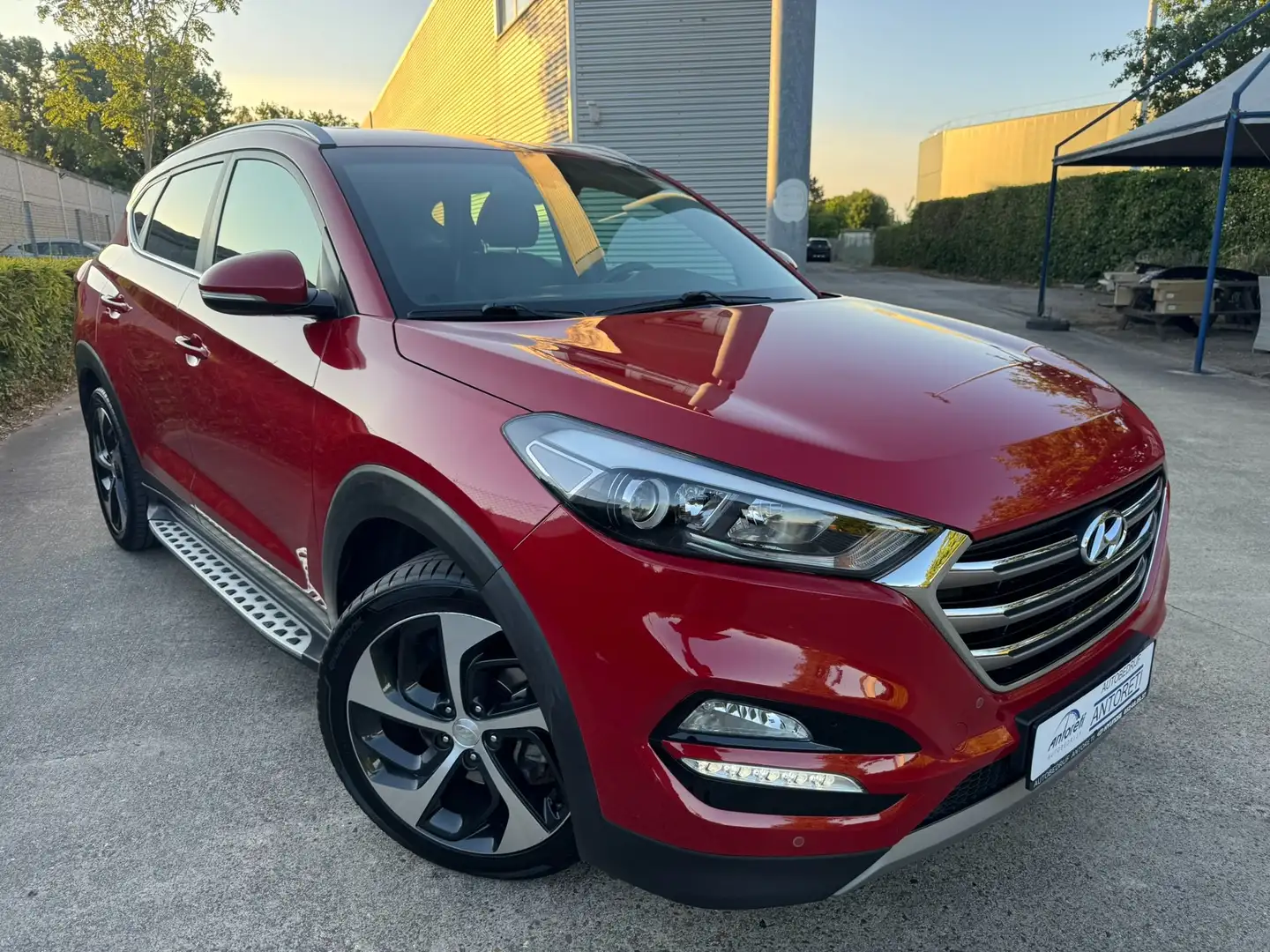 Hyundai TUCSON Tucson 2.0 CRDi 4WD PREMIUM PLUS Rood - 1