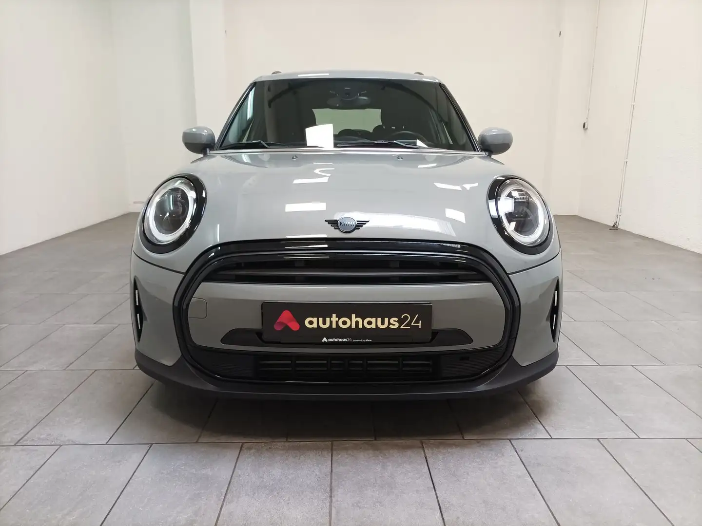 MINI Cooper Essential Trim|Navi|CAM|Sitzhzg. Grau - 2