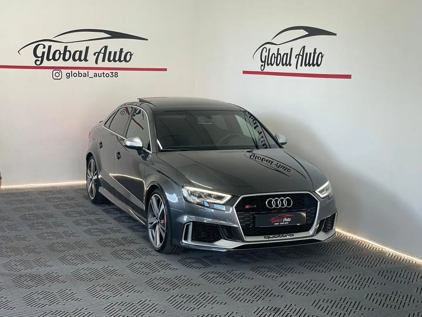 Audi RS3 AUDI RS3 2.5 TFSI 400CH BERLINE Grau - 1