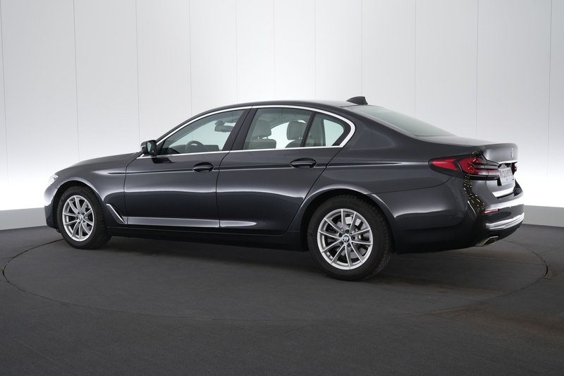 BMW 518 5 518dA MHEV Business LEDER/CUIR LED GPS PDC Carpl — photo 10