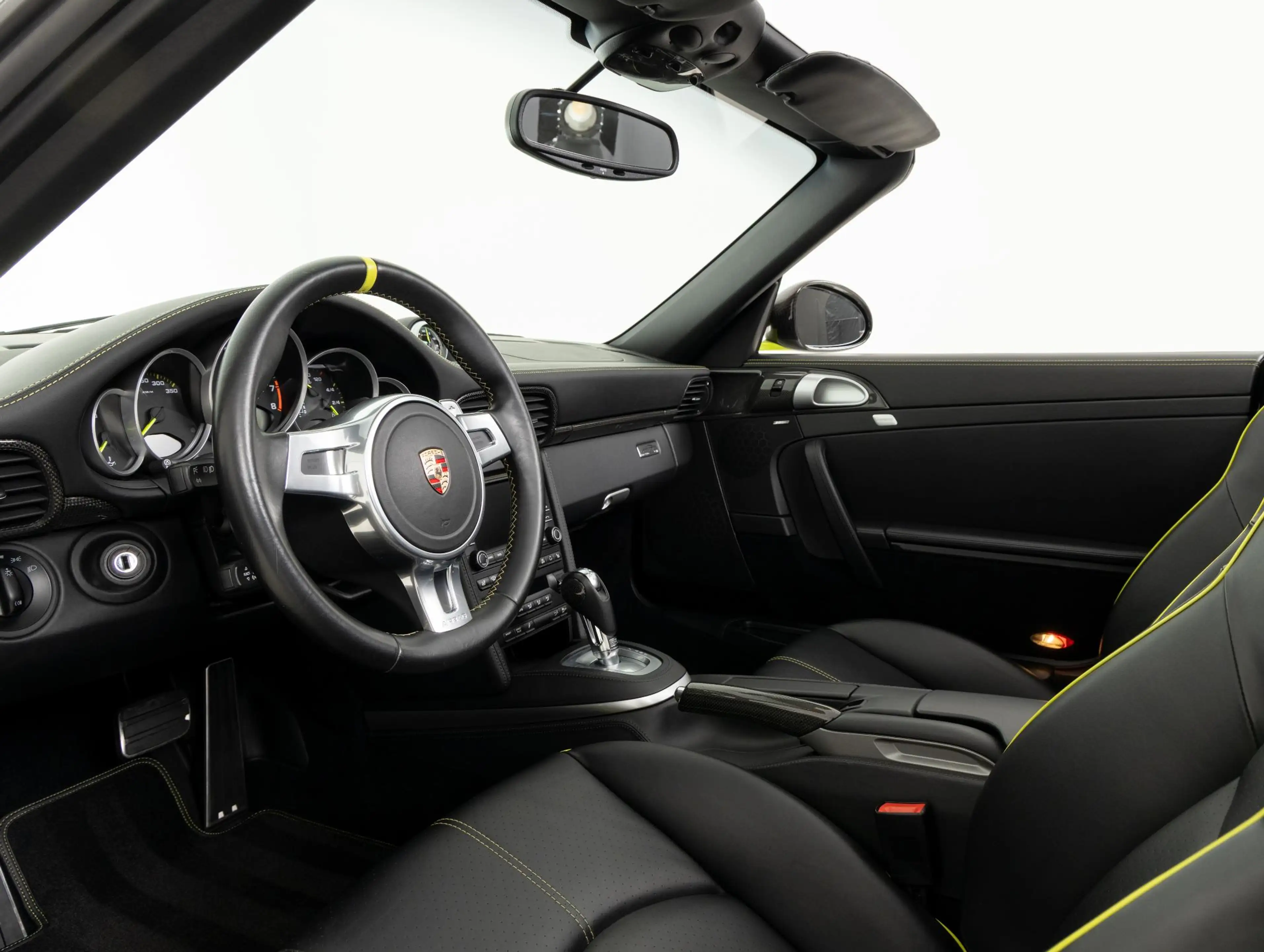 Porsche 997 Turbo S 918 Spyder | No. 550 — photo 3