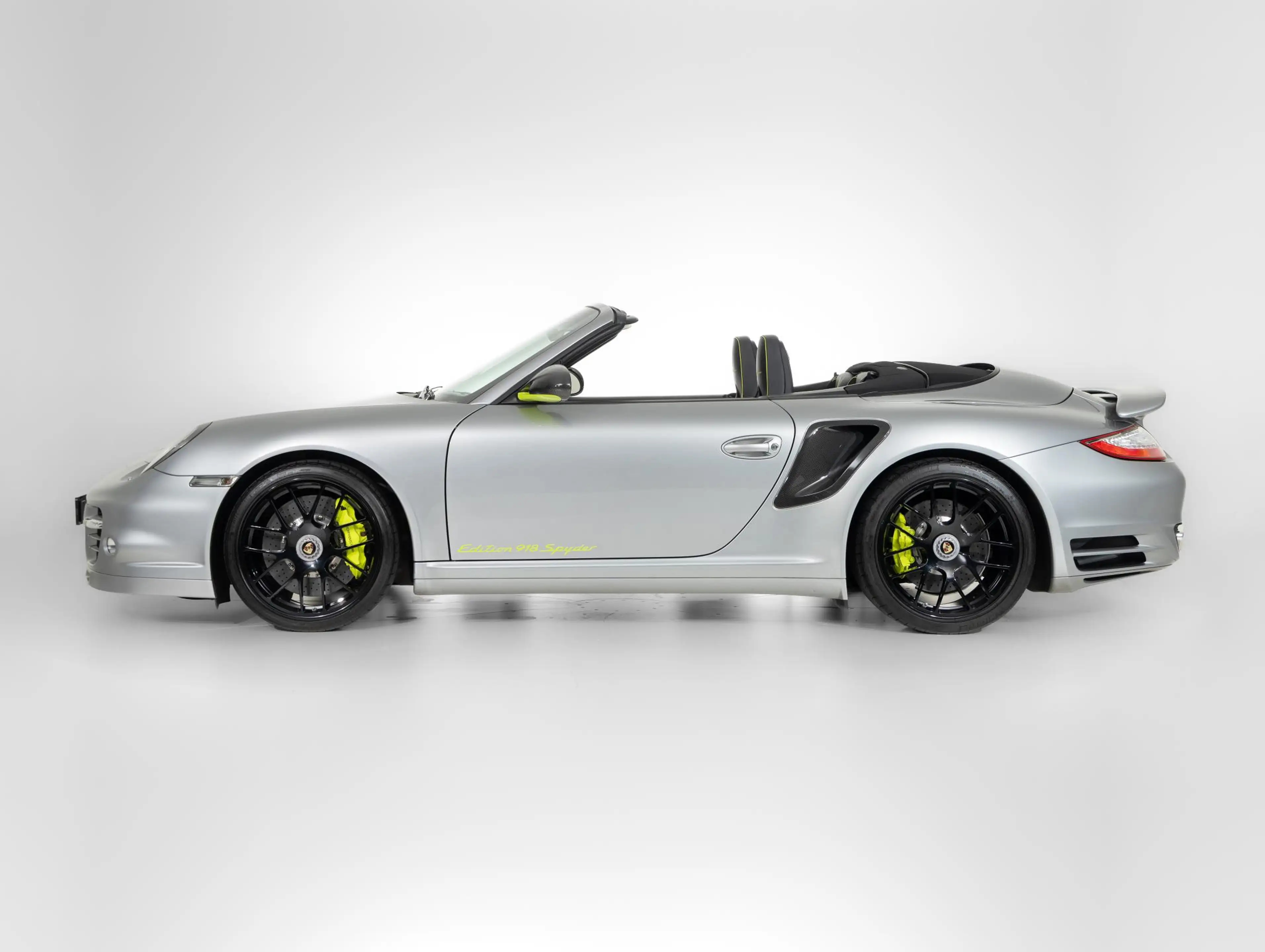 Porsche 997 Turbo S 918 Spyder | No. 550 — photo 11