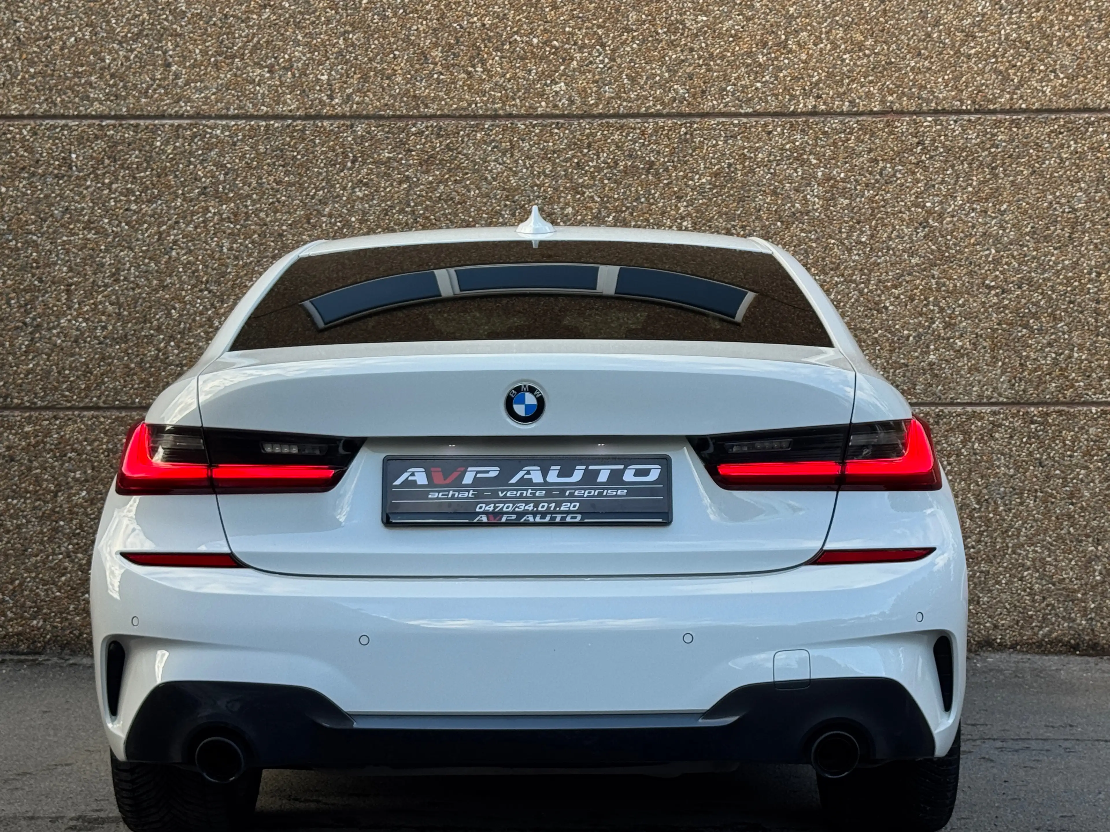 BMW 318 318i Pack M / Gps / Carplay / Jantes 19pouces / Garantie 12mois — photo 4