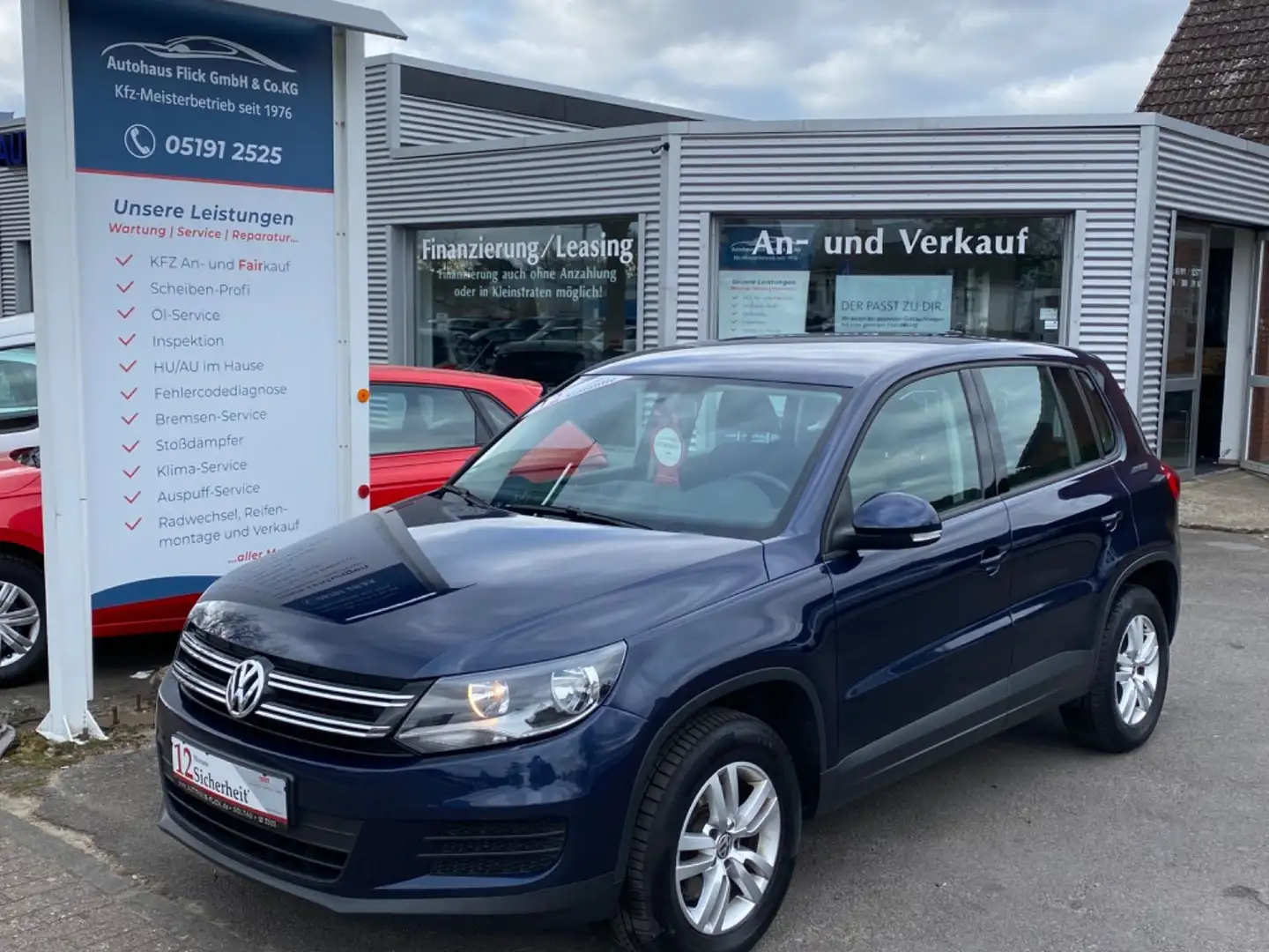 Volkswagen Tiguan Trend & Fun 4Motion/DSG/Navi/AHK/Tempomat Blau - 1