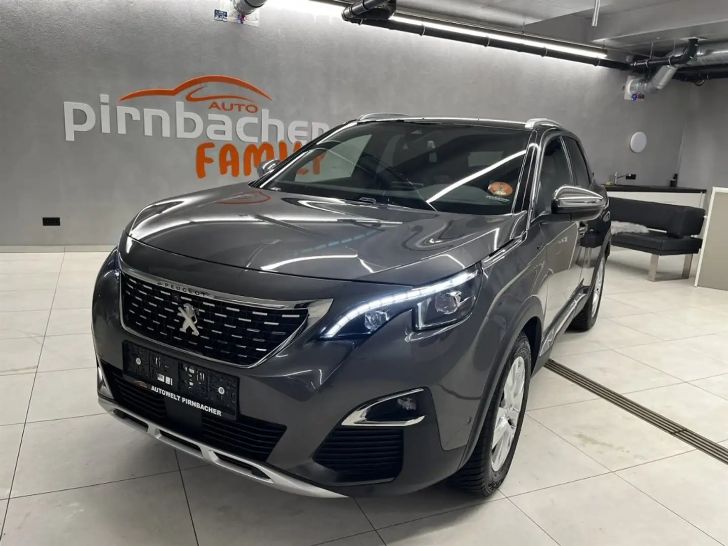 Peugeot 3008 GT BHDI180 EAT8 Grau - 1