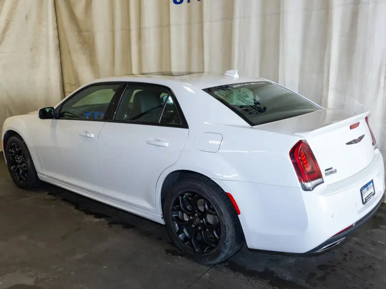 Chrysler 300 снимка Chrysler 300