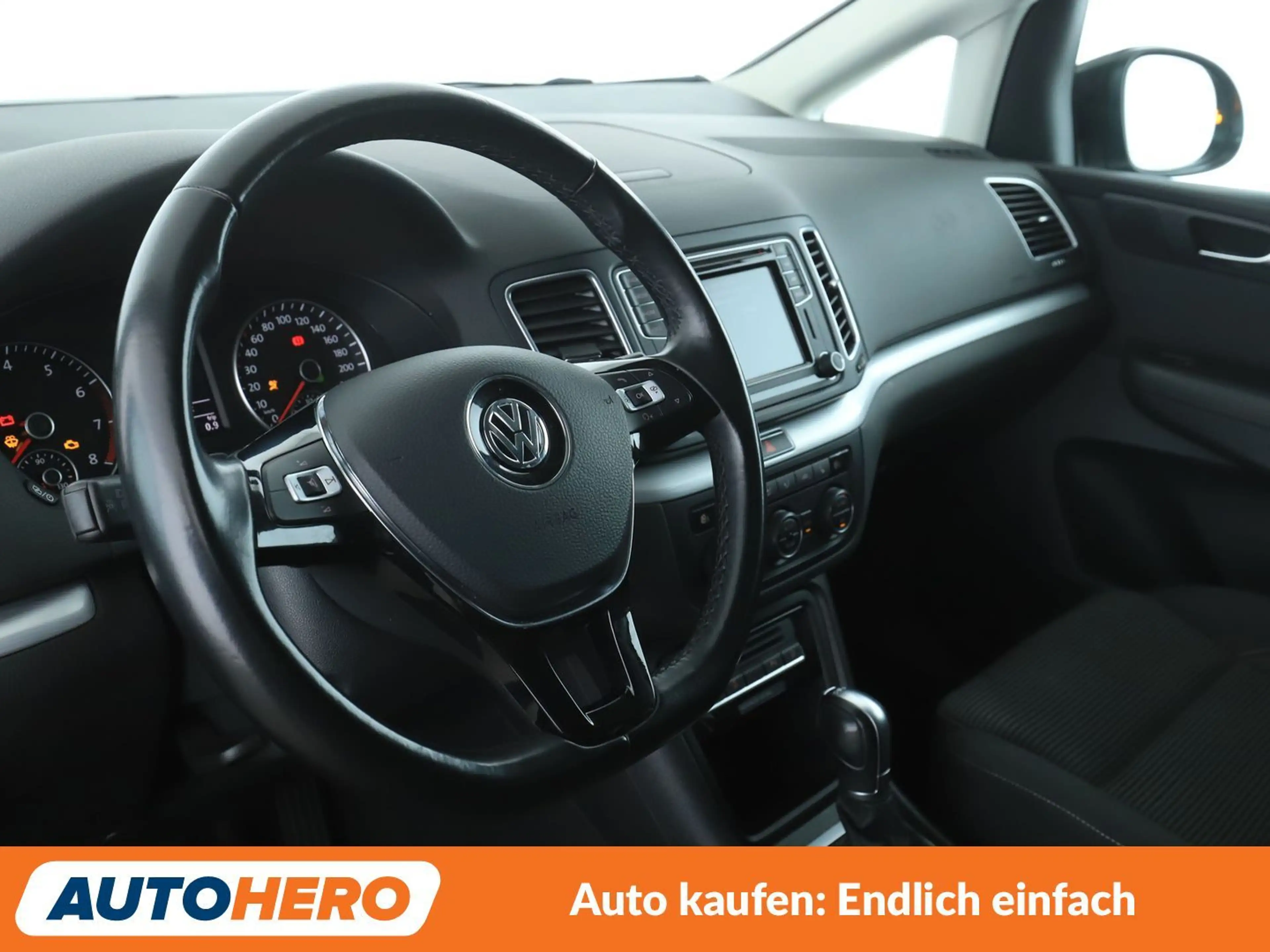 Volkswagen Sharan 1.4 TSI Comfortline BMT Aut.*NAVI*PDC*SHZ* — photo 11