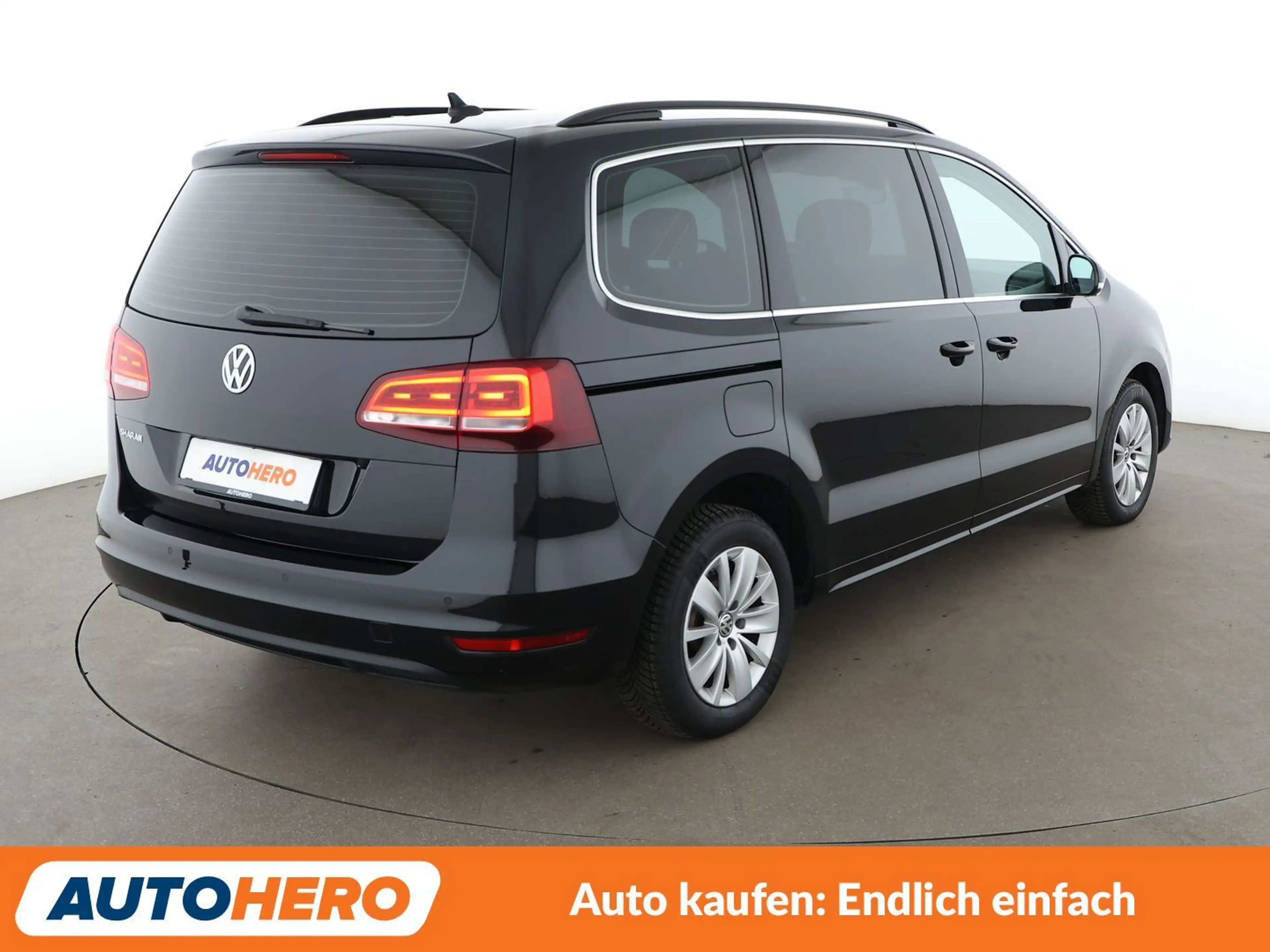 Volkswagen Sharan 1.4 TSI Comfortline BMT Aut.*NAVI*PDC*SHZ* — photo 6
