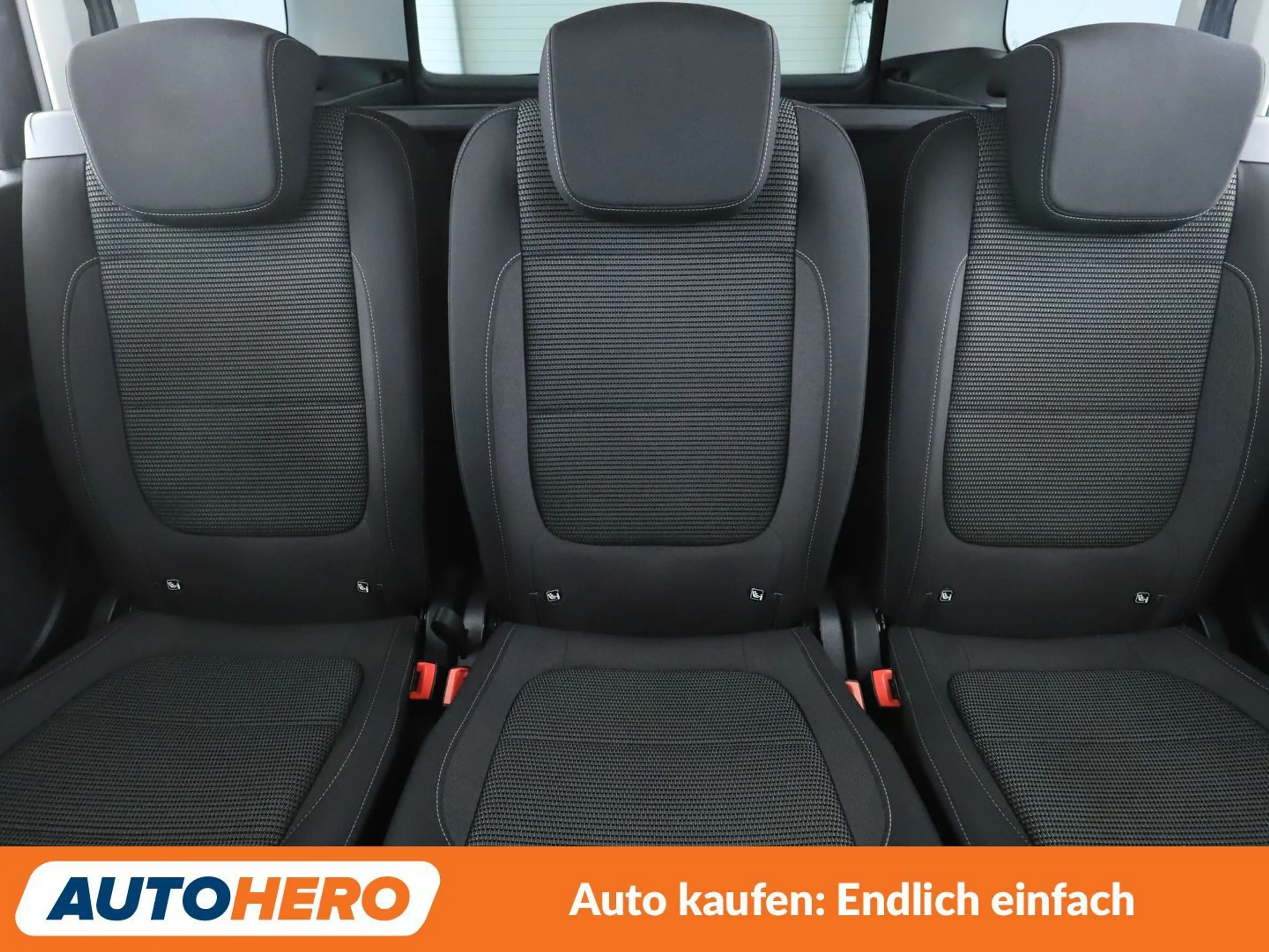 Volkswagen Sharan 1.4 TSI Comfortline BMT Aut.*NAVI*PDC*SHZ* — photo 15