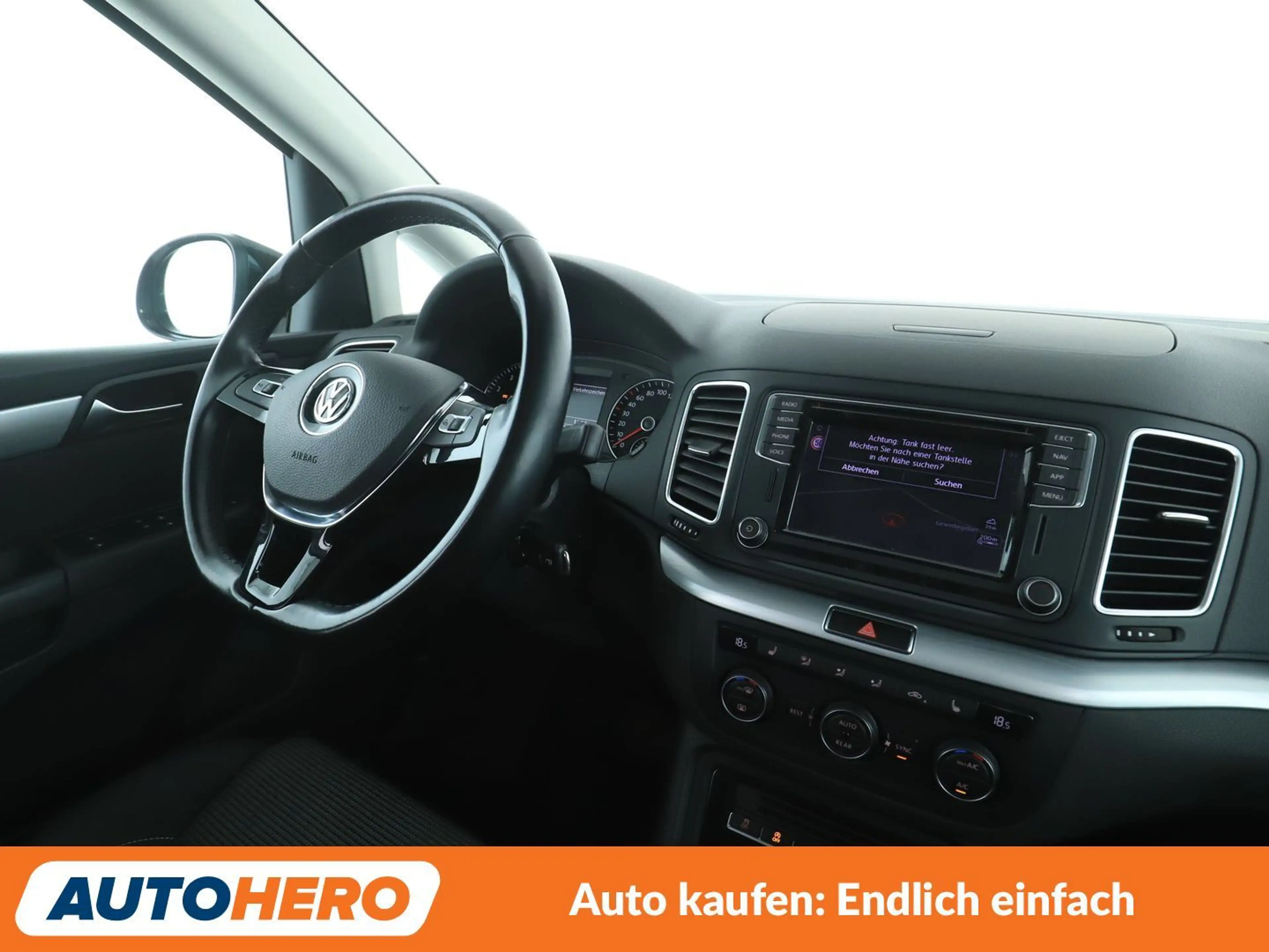 Volkswagen Sharan 1.4 TSI Comfortline BMT Aut.*NAVI*PDC*SHZ* — photo 13