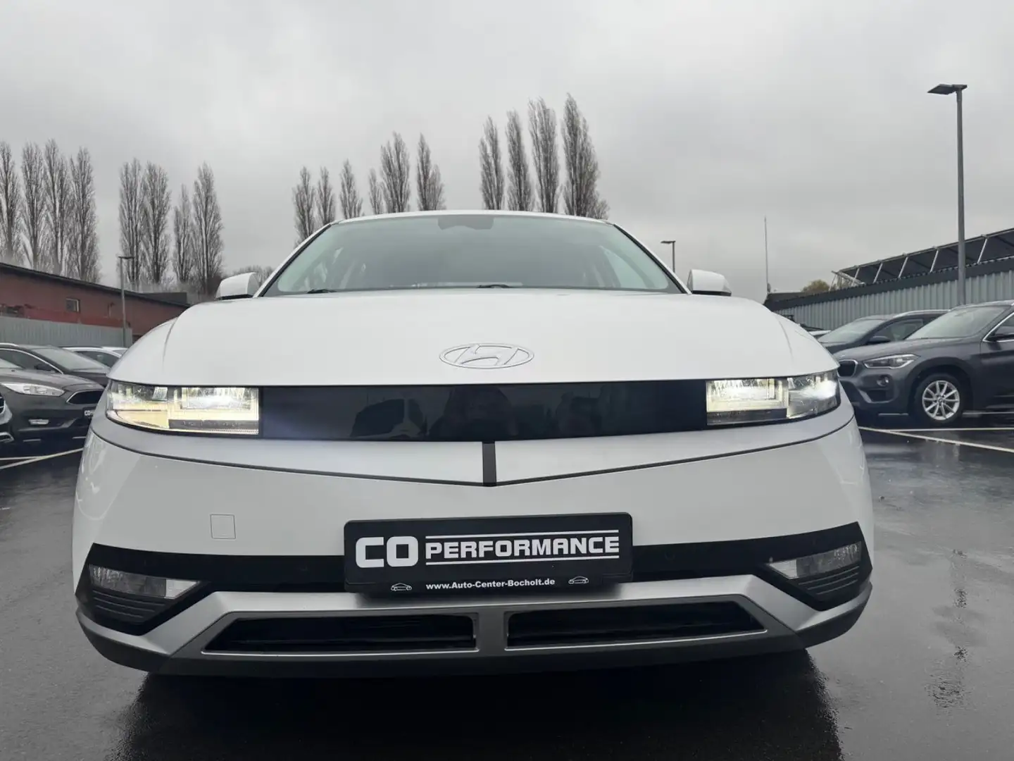 Hyundai IONIQ 5 *DYNAMIQ*LED*RFK*NAVI*SITZH*ACC*1HAND Bianco - 2