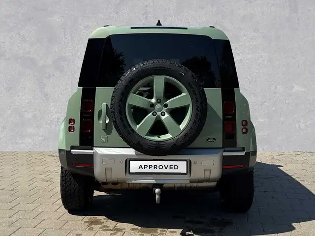 Land Rover Defender view 7