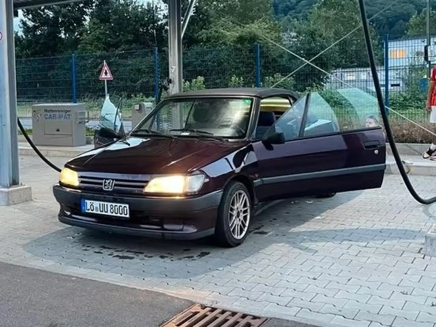 Peugeot 306 306 Cabriolet 1.8 Червоний - 1