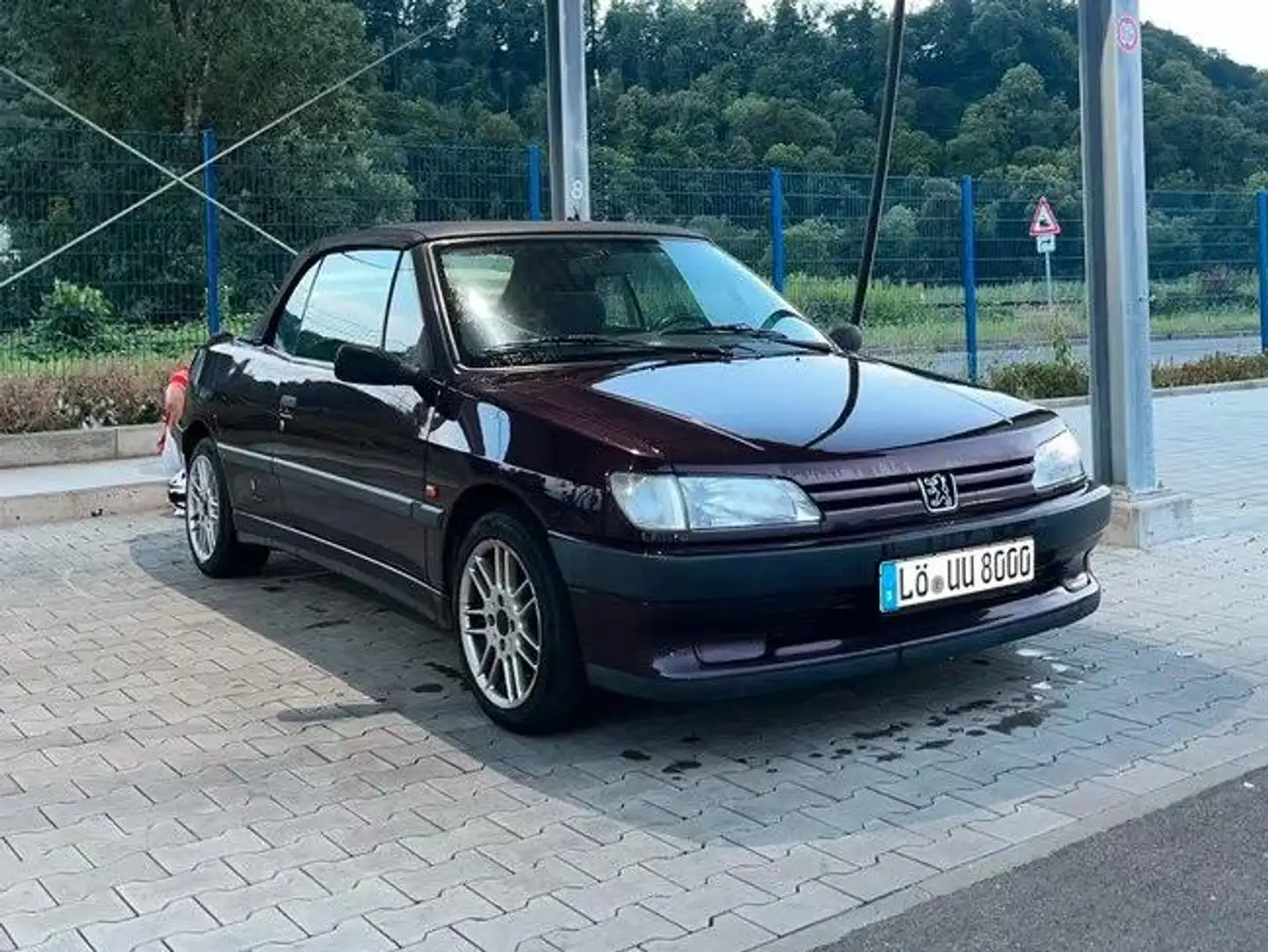 Peugeot 306 306 Cabriolet 1.8 Червоний - 2