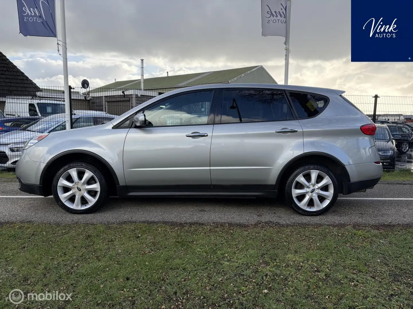 Subaru Tribeca 3.0R Executive 4WD | 7 Persoons | Leer | Grau - 2