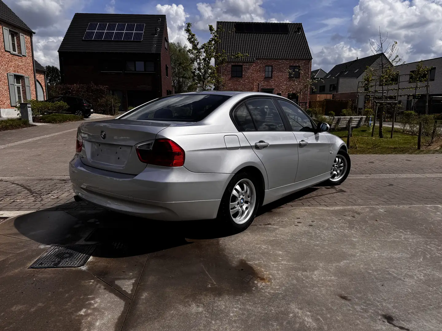 BMW 320 320i Argent - 2