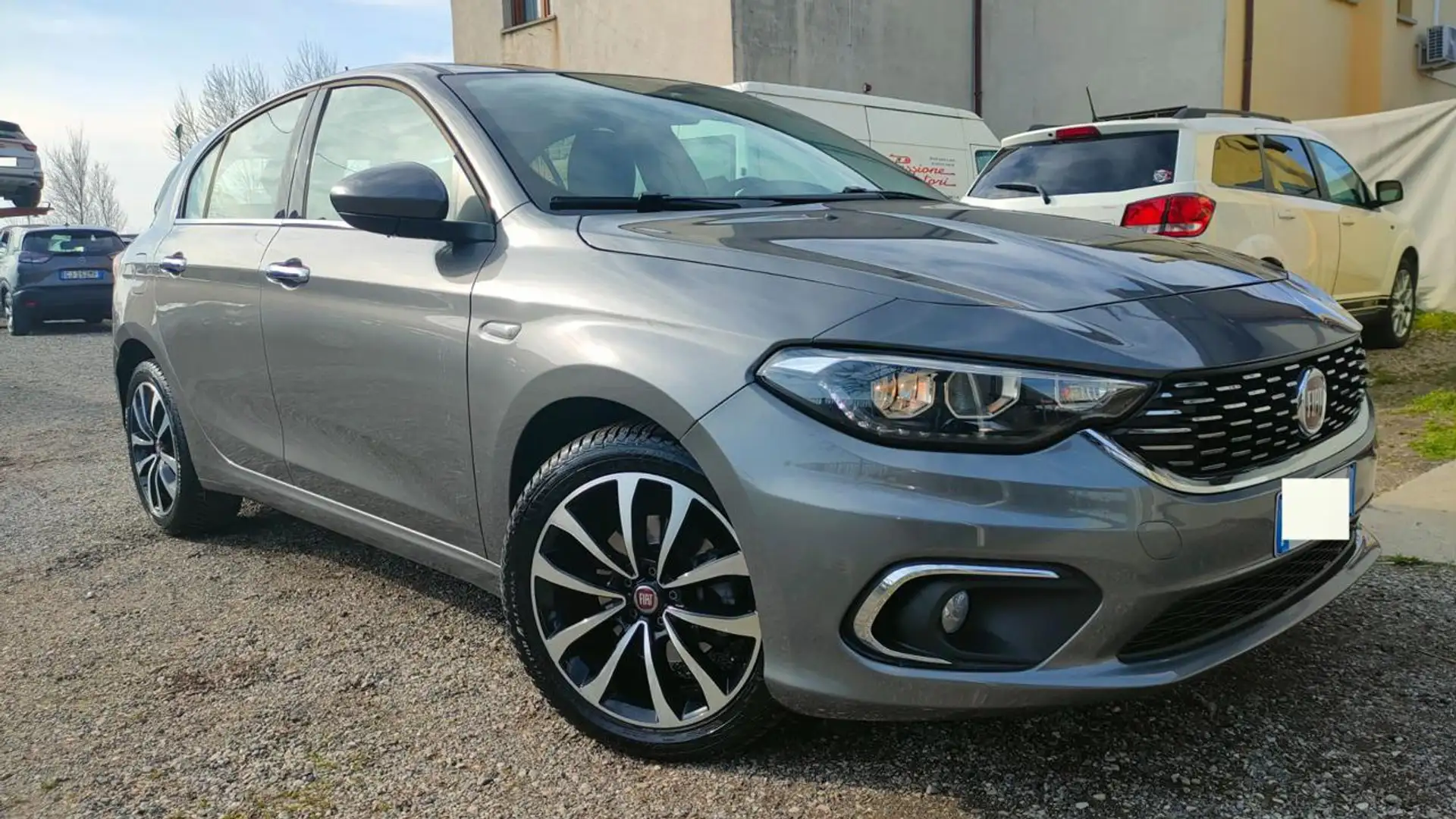 Fiat Tipo 1.3 Mjt 95 CV S&S 5 porte Lounge 80000KM Grau - 1
