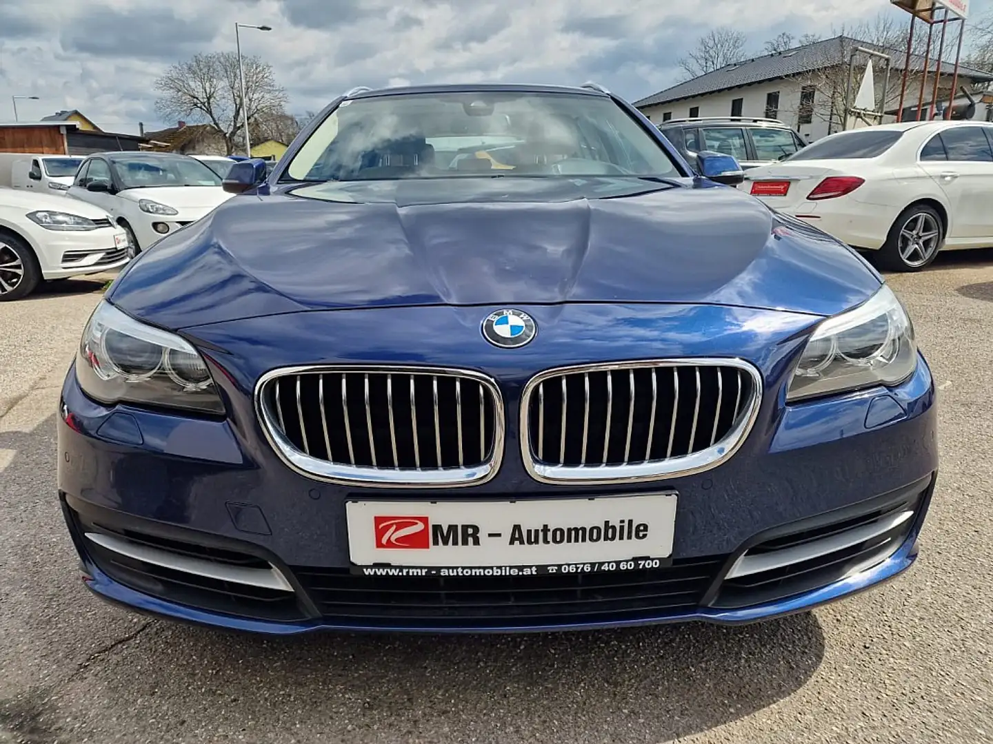 BMW 520 d xDrive Touring Aut. Blau - 2