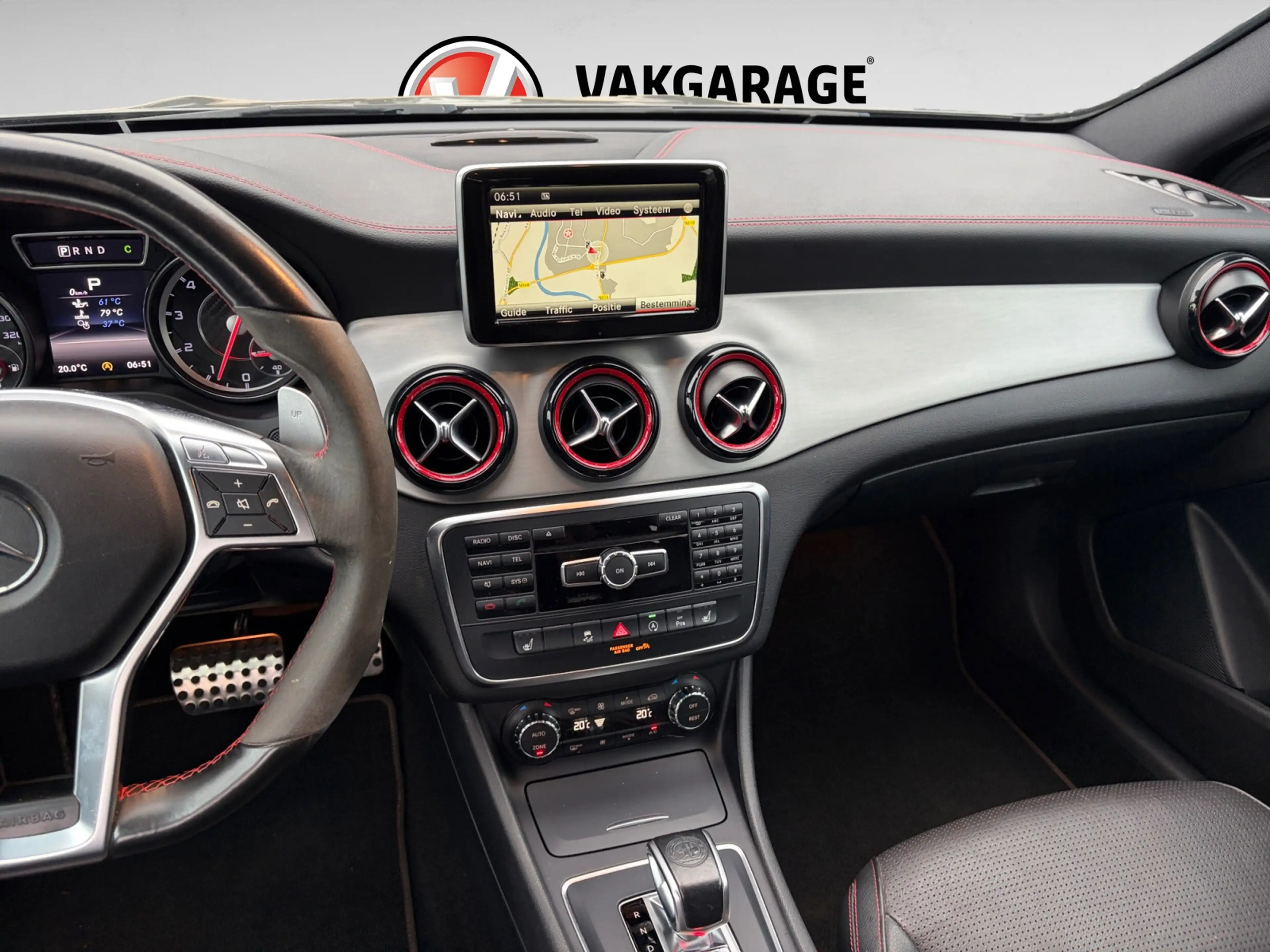 Mercedes-Benz GLA 45 AMG 4MATIC | Automaat | Cruise | Navigatie | Stoelverw — photo 15