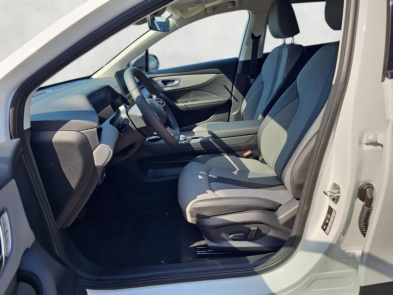 MG MG4 2026 — фото 9