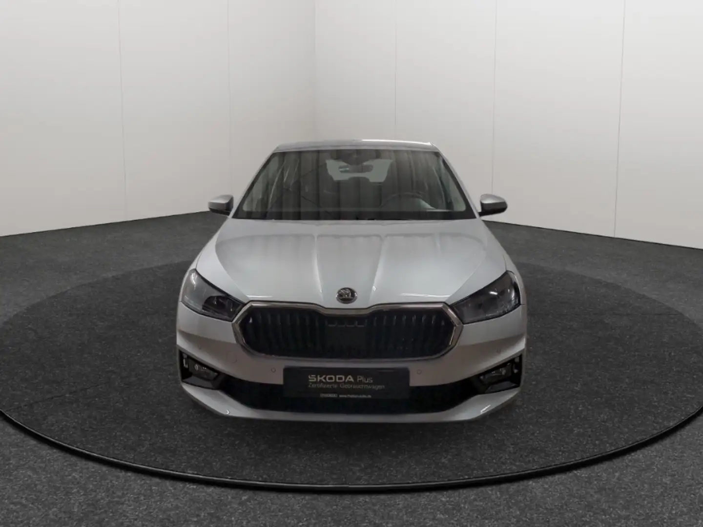 Skoda Fabia 1.0 Style LED Navi SHZ GRA PDC vonr & hinten Silber - 2