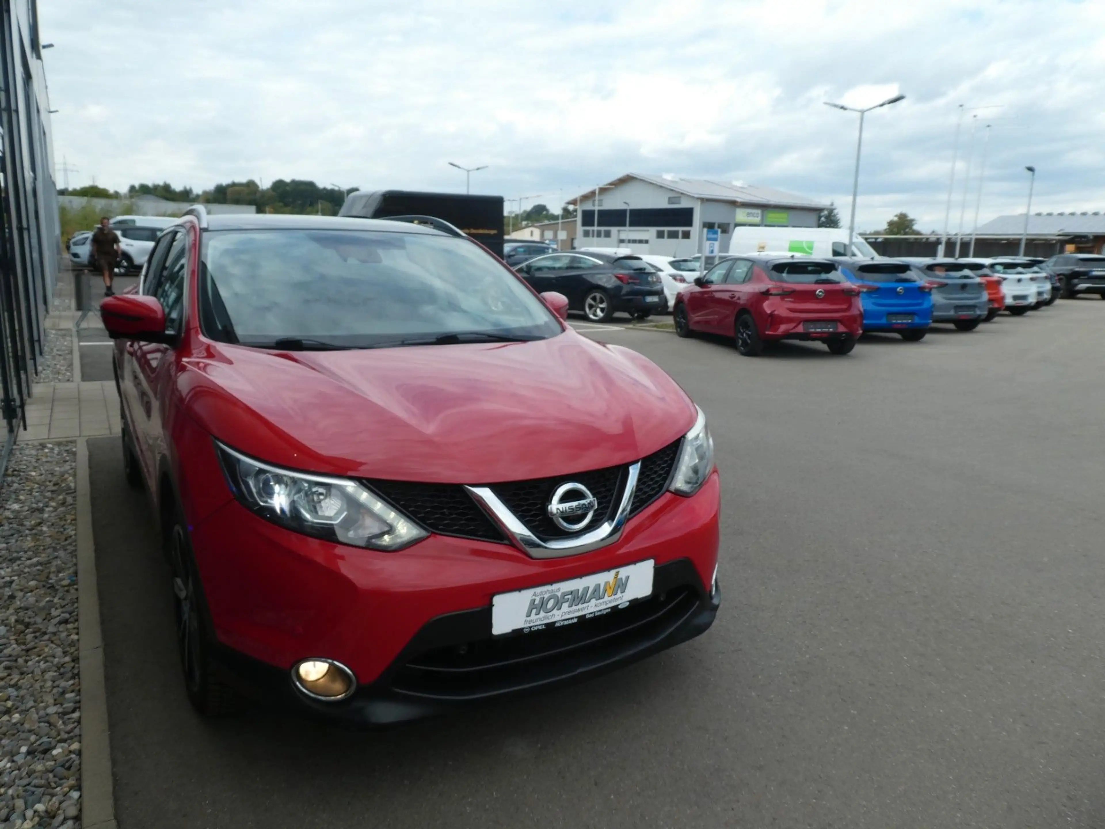 Nissan Qashqai Tekna Klima, Navi, SHZ, Kamera, Pano — photo 6