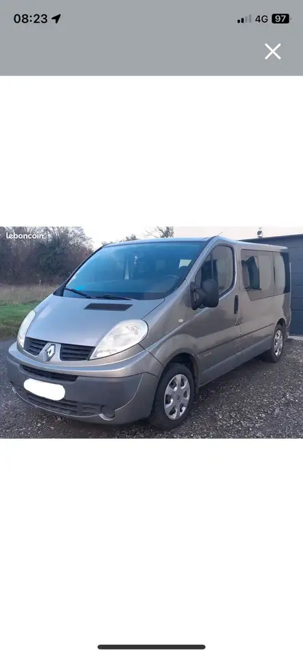 Renault Trafic 2.5 D Court Normal Standard 4X4 (9pl