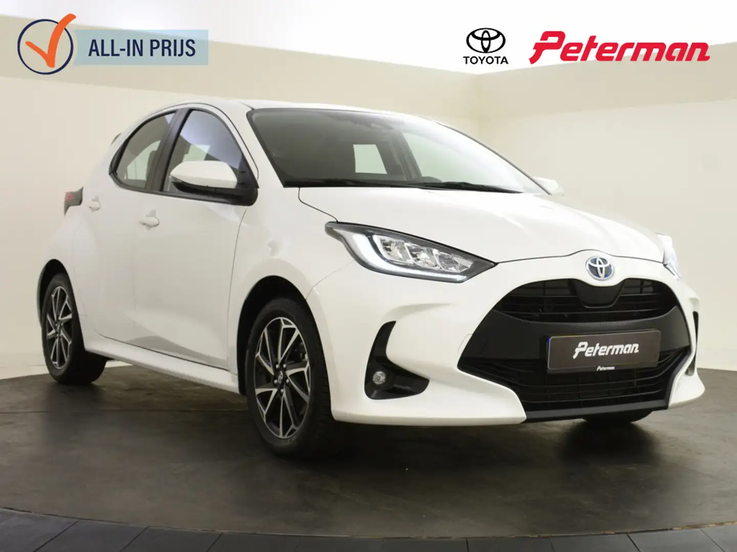 Toyota Yaris 1.5 Hybrid Dynamic | Carplay | All Seasons Wit - 1