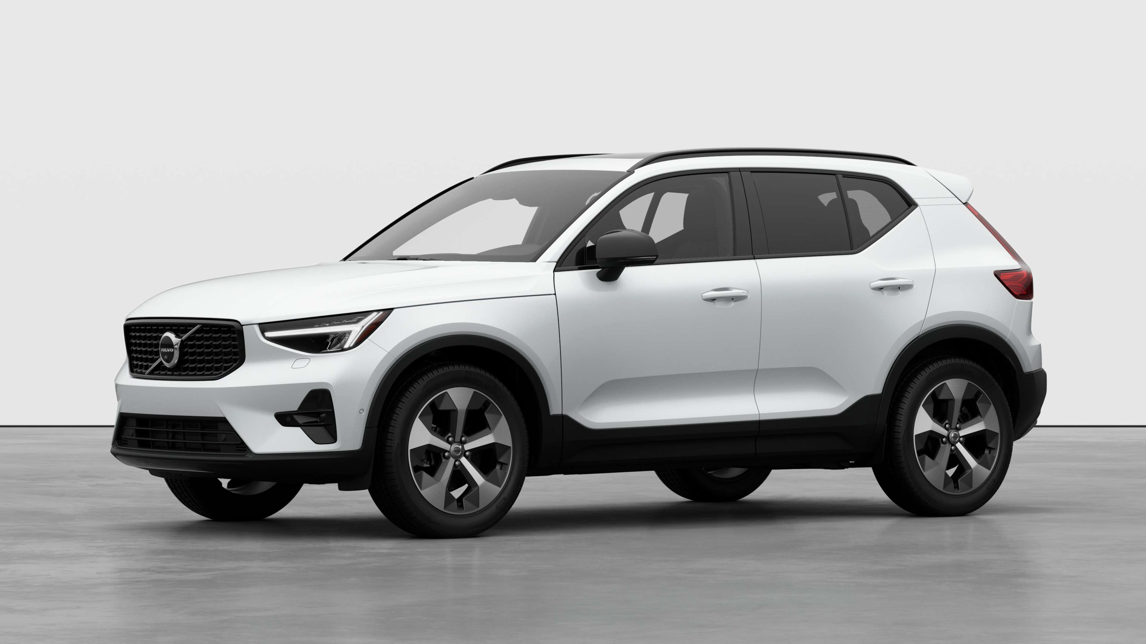 2026 Volvo XC40 B5 AWD Plus Dark Theme