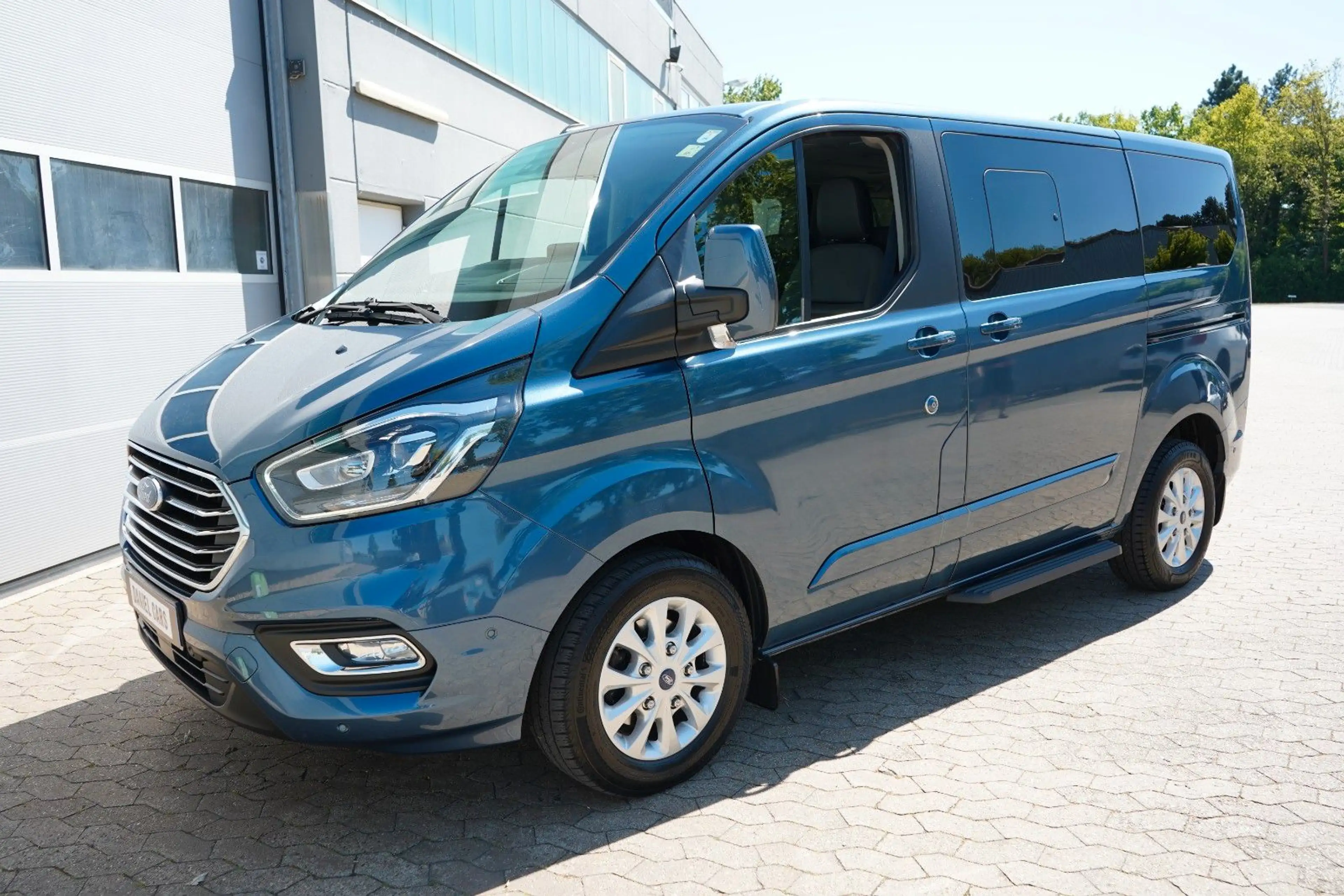 Ford Tourneo — photo 4