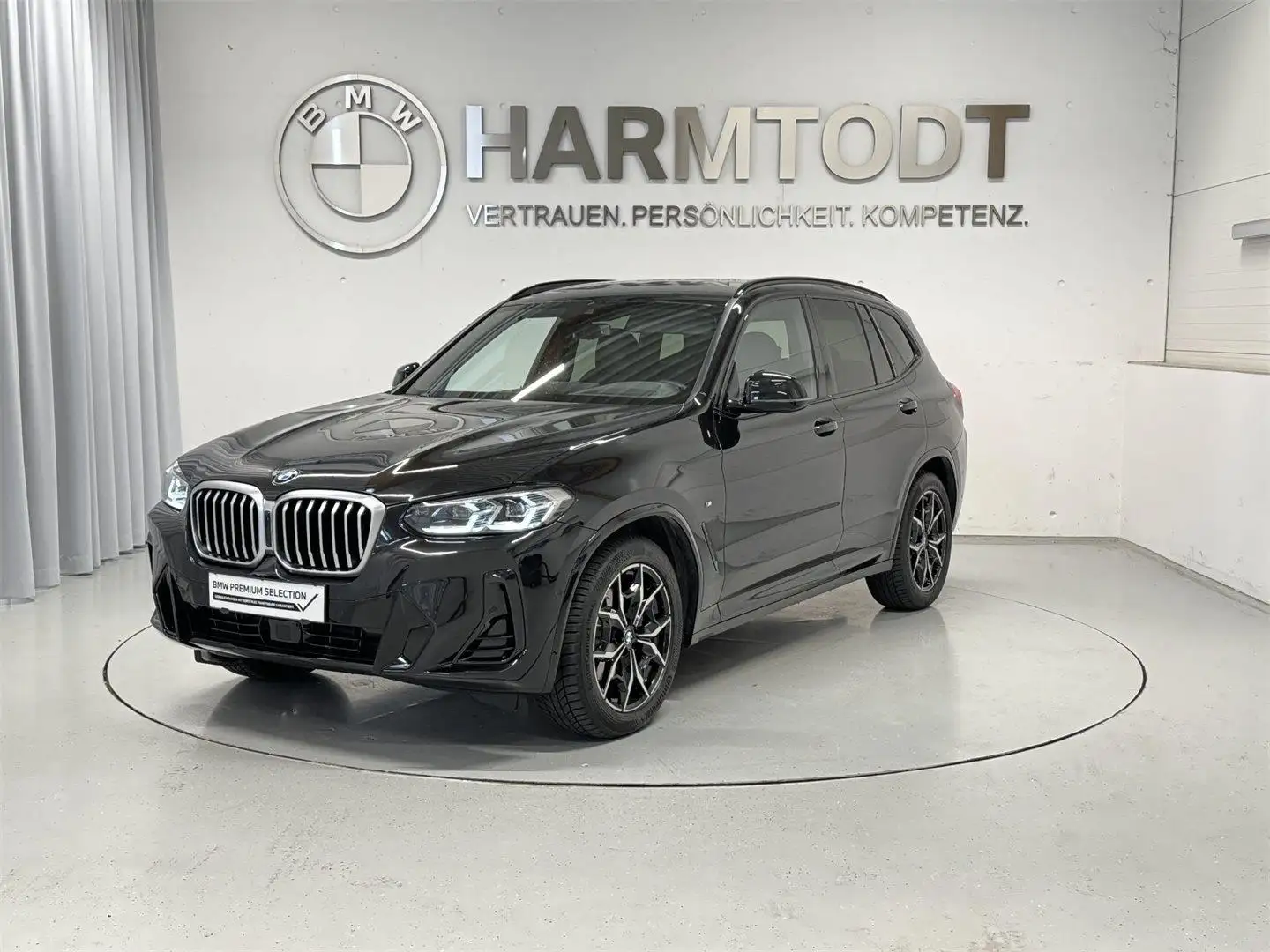 BMW X3 xDrive20d Schwarz - 1