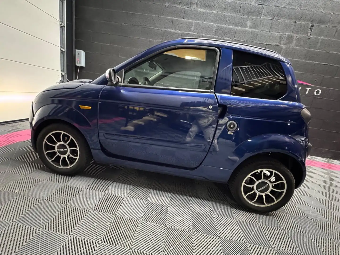 Microcar Bleu - 2