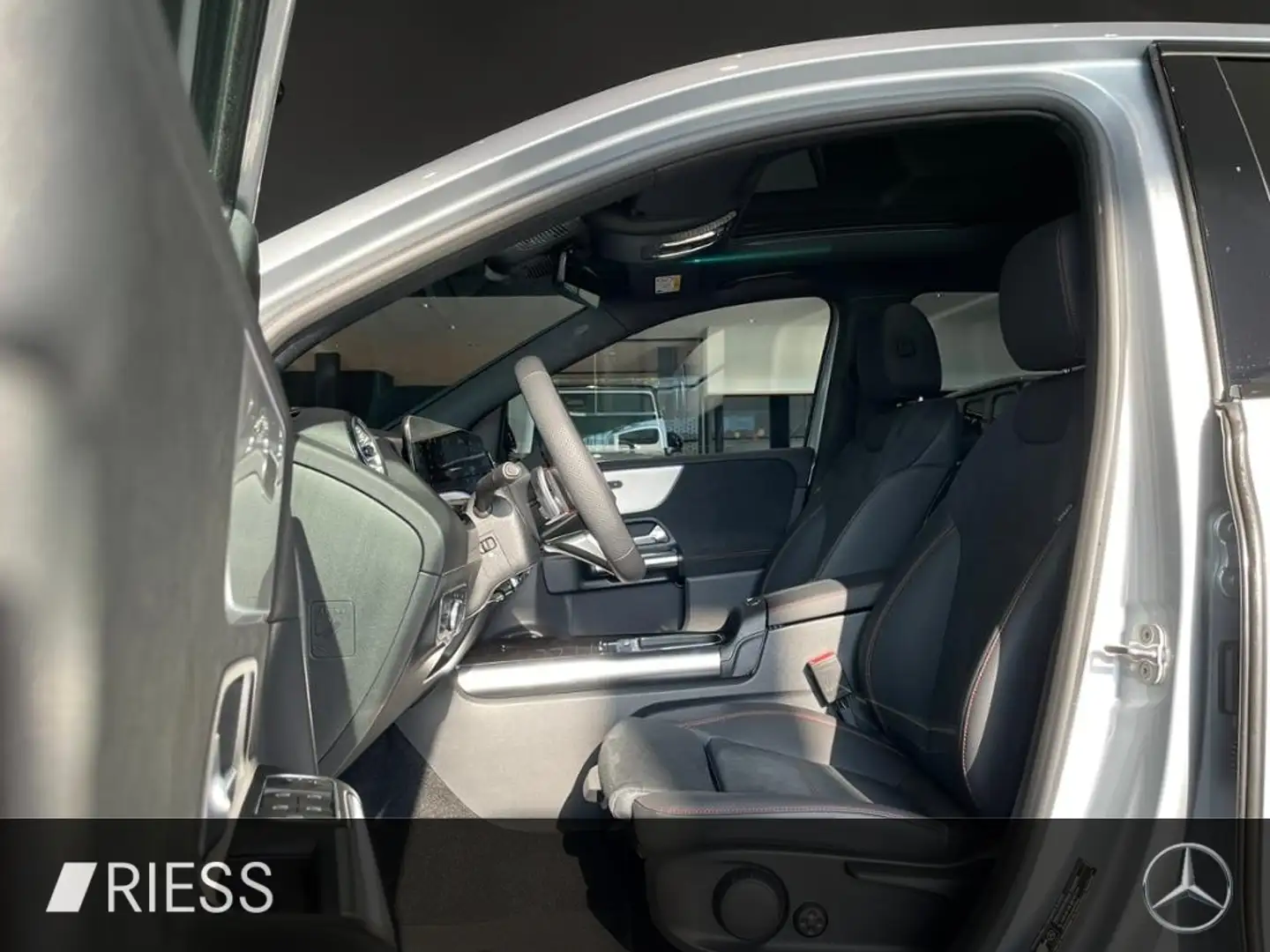 Mercedes-Benz B 250 e mit EQ Hybrid Technologie SD SpurW PDC Srebrny - 2