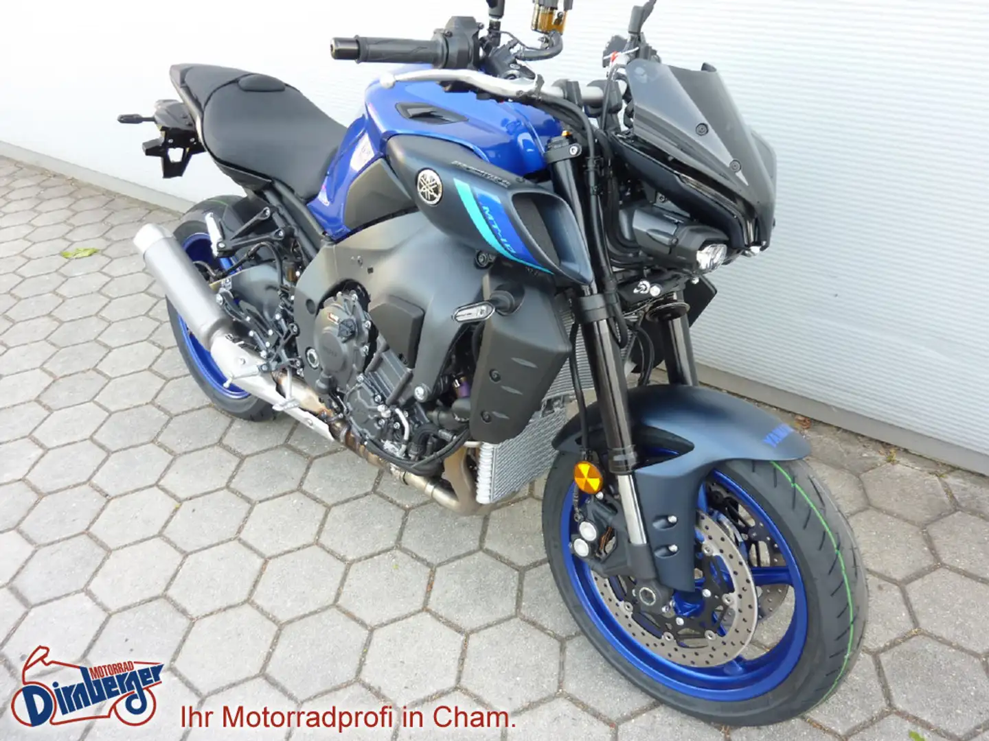 Yamaha MT-10 schwarz + blau sofort incl Akrapovic Bleu - 2