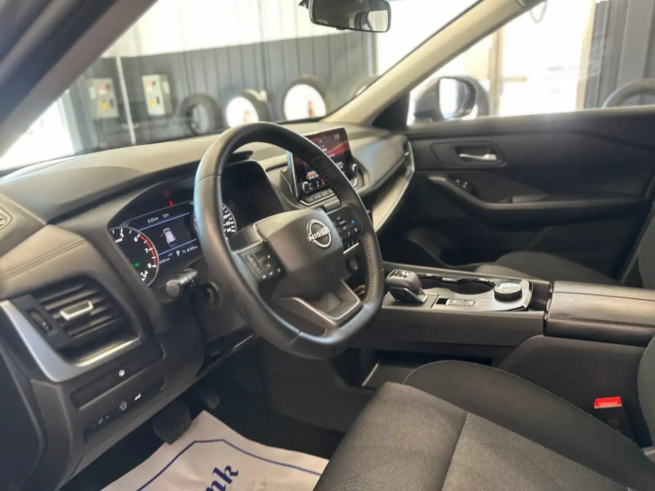 Nissan Rogue снимка Nissan Rogue